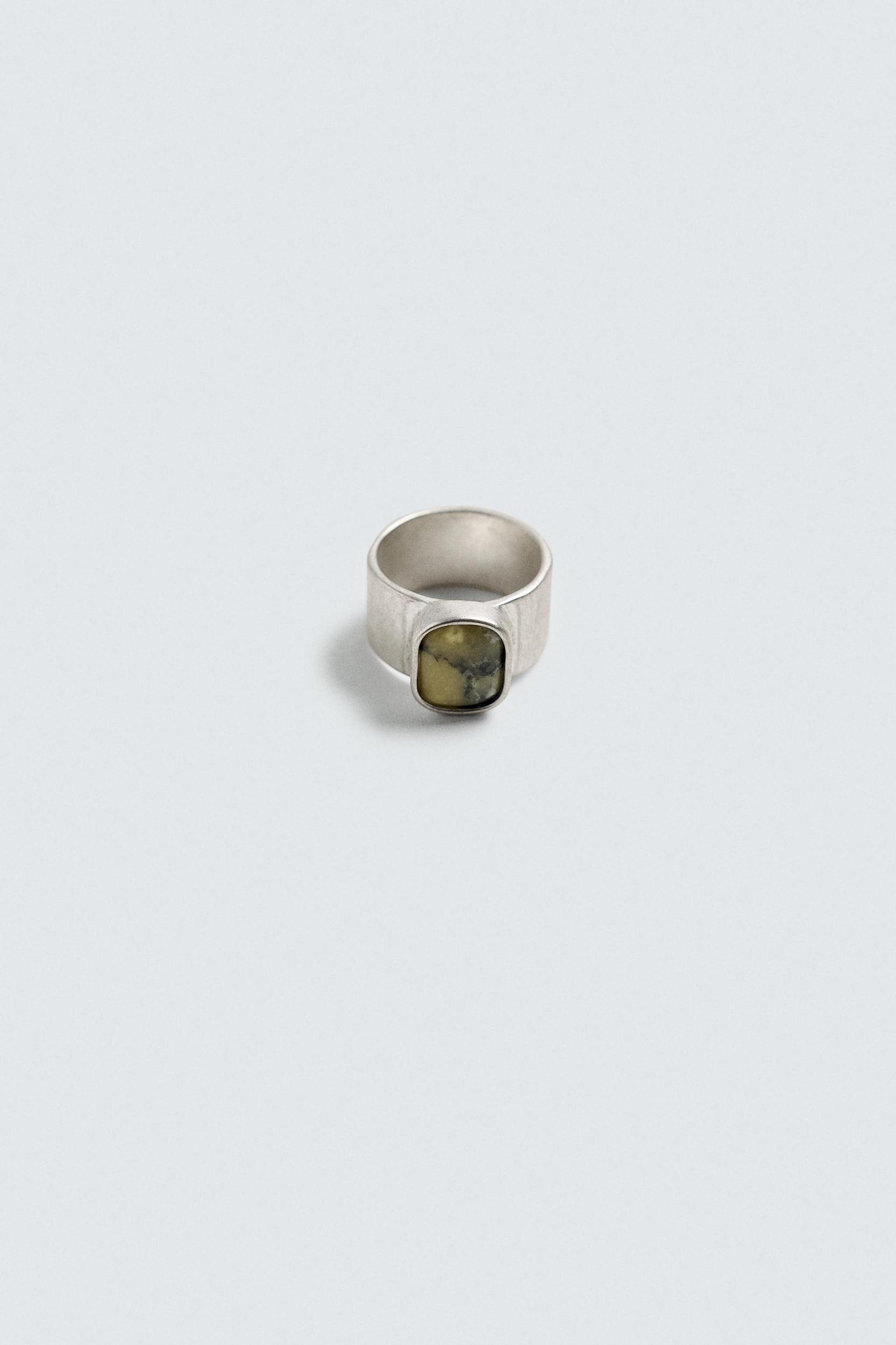STONE SIGNET RING Product Image