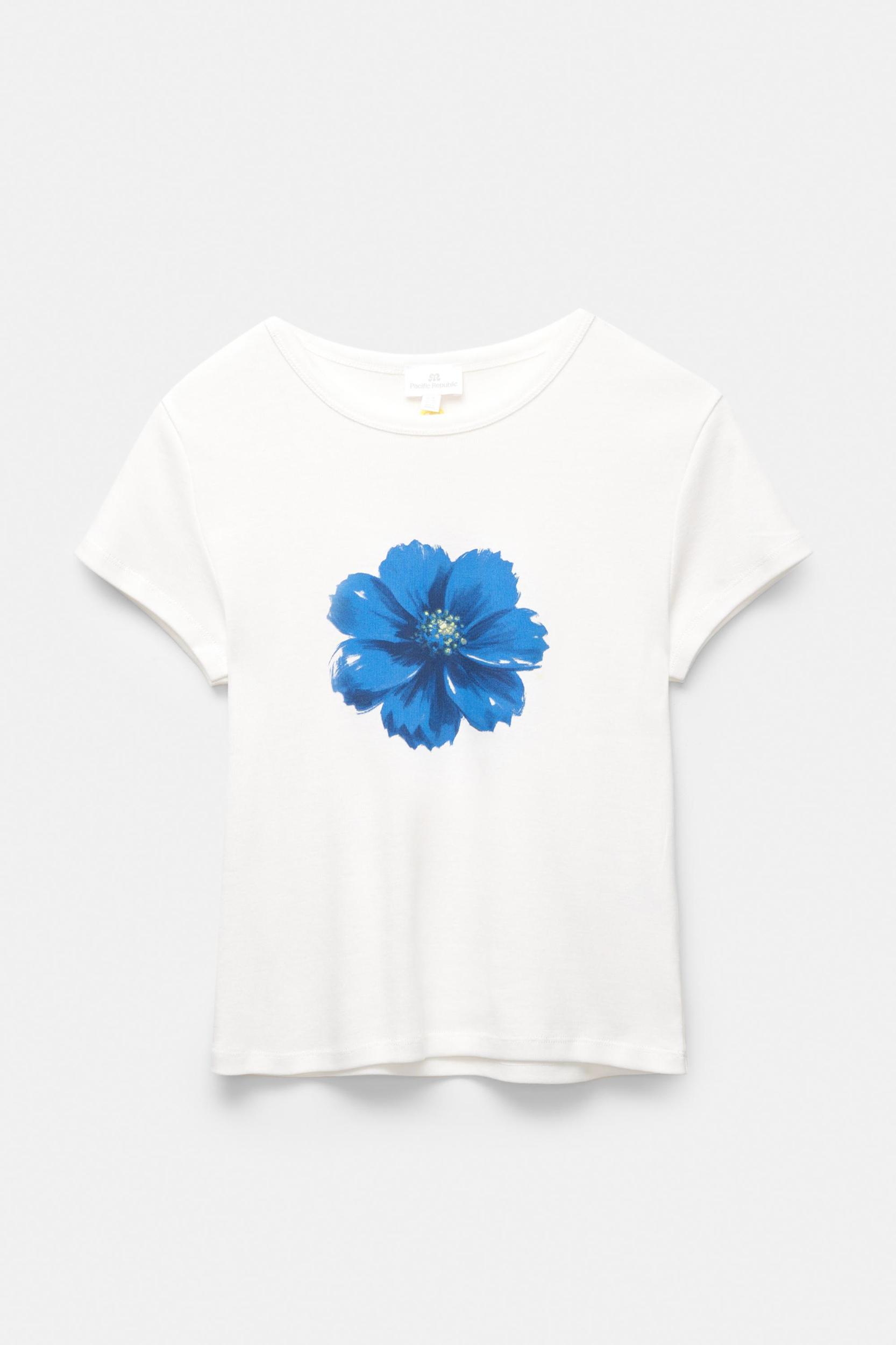 Blue flower fitted T-shirt Product Image