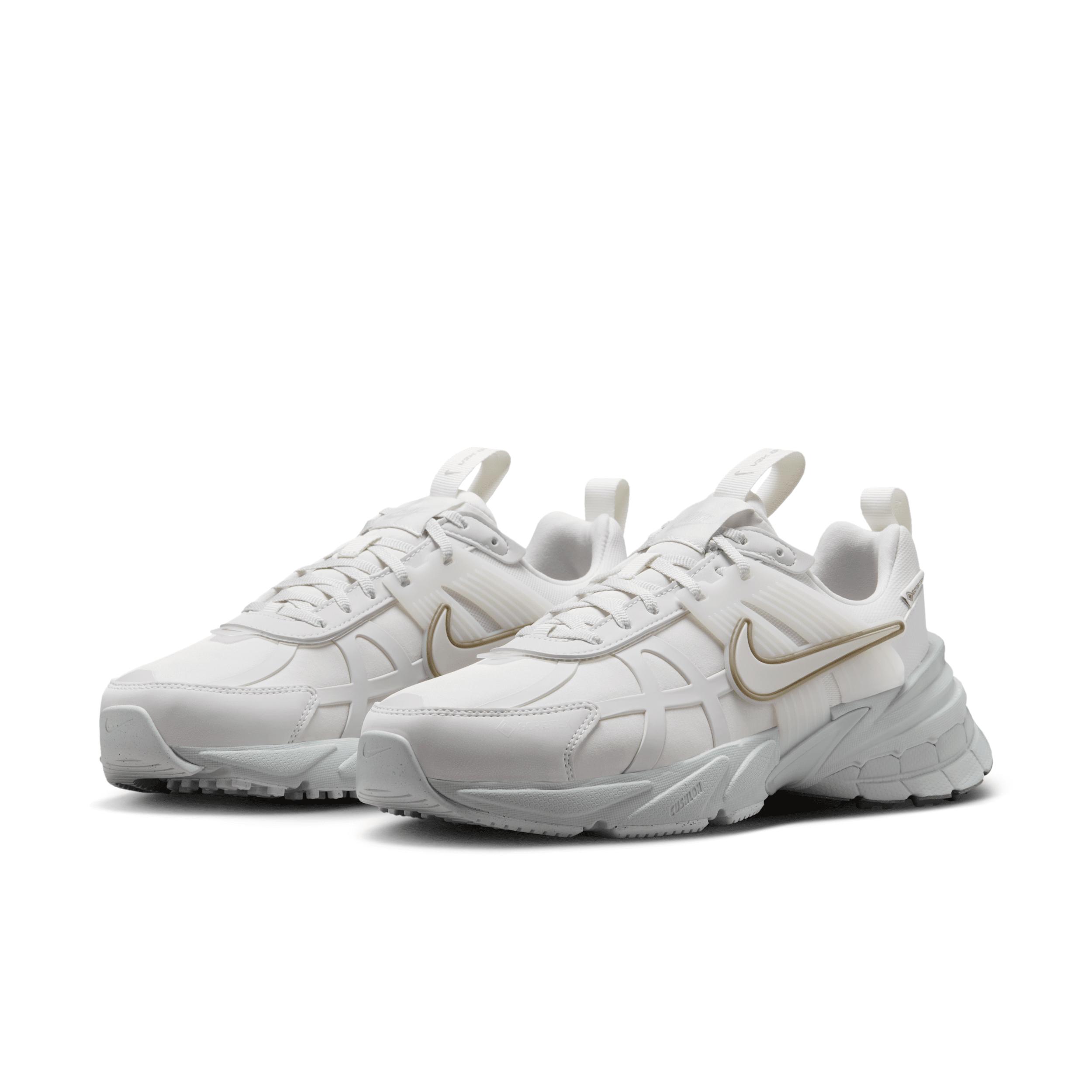 Nike Womens V2K Run GORE-TEX Waterproof Shoes | FZ2622-004 Product Image