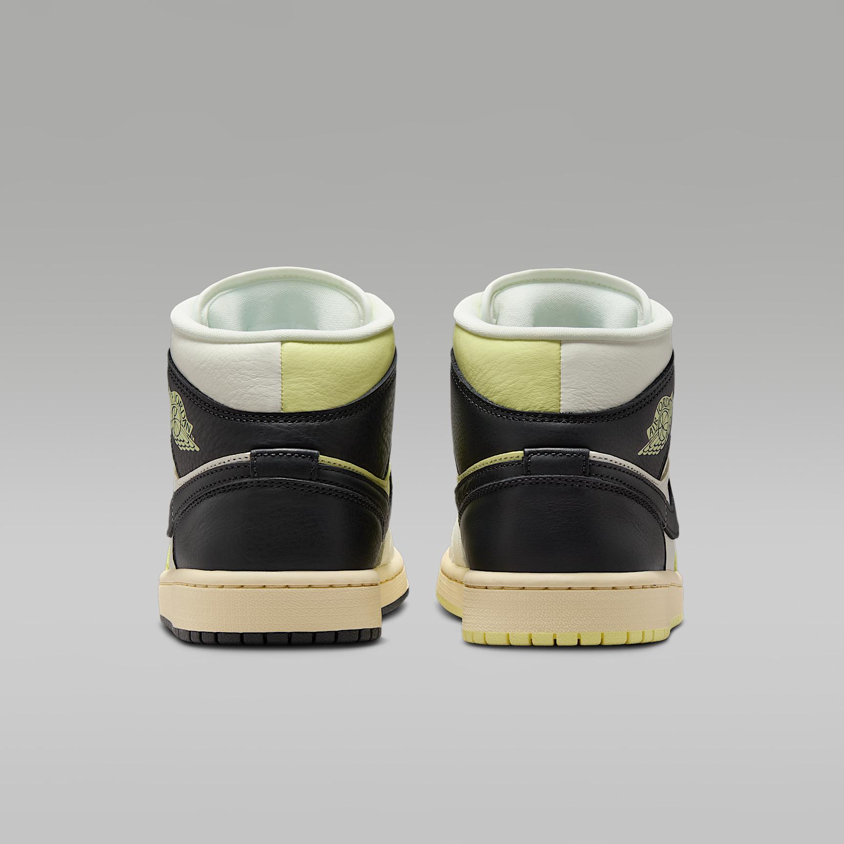 Women's Air Jordan 1 Mid SE Shoes Product Image