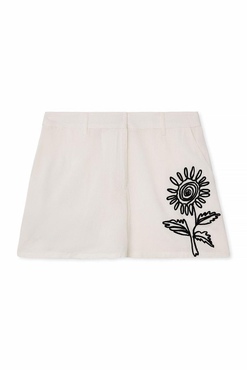 Embroidery Detail Mid Waist Shorts Product Image