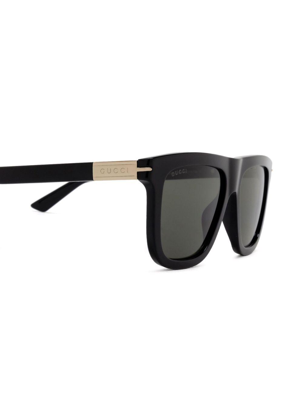 logo-plaque wayfarer-frame sunglasses Product Image