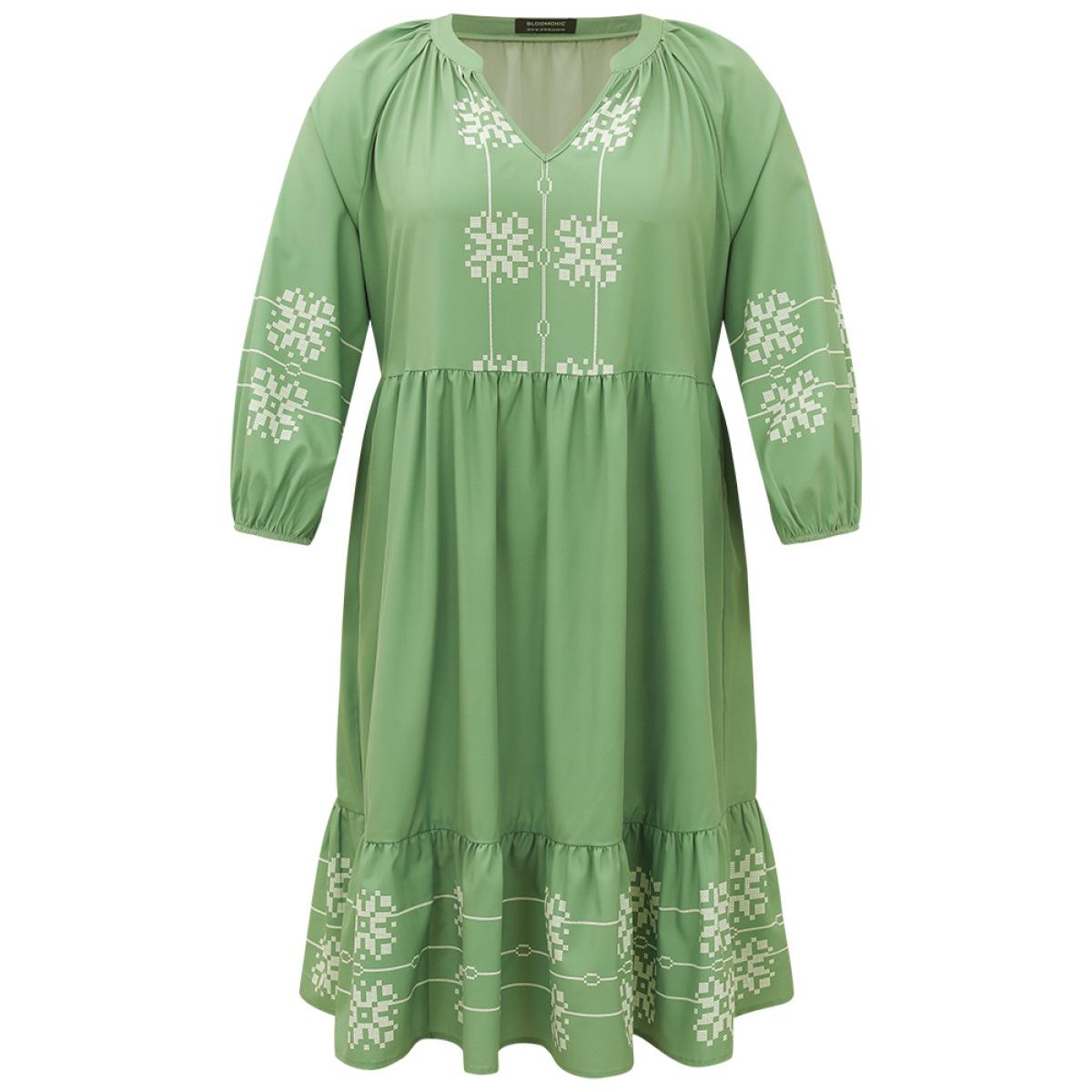 Plus Size Bandana Print Notched Layered Hem Elastic Cuffs Dress Mint Women Vacation Elastic cuffs Notched collar Elbow-length sleeve Curvy Midi Dress BloomChic 26/4X Product Image