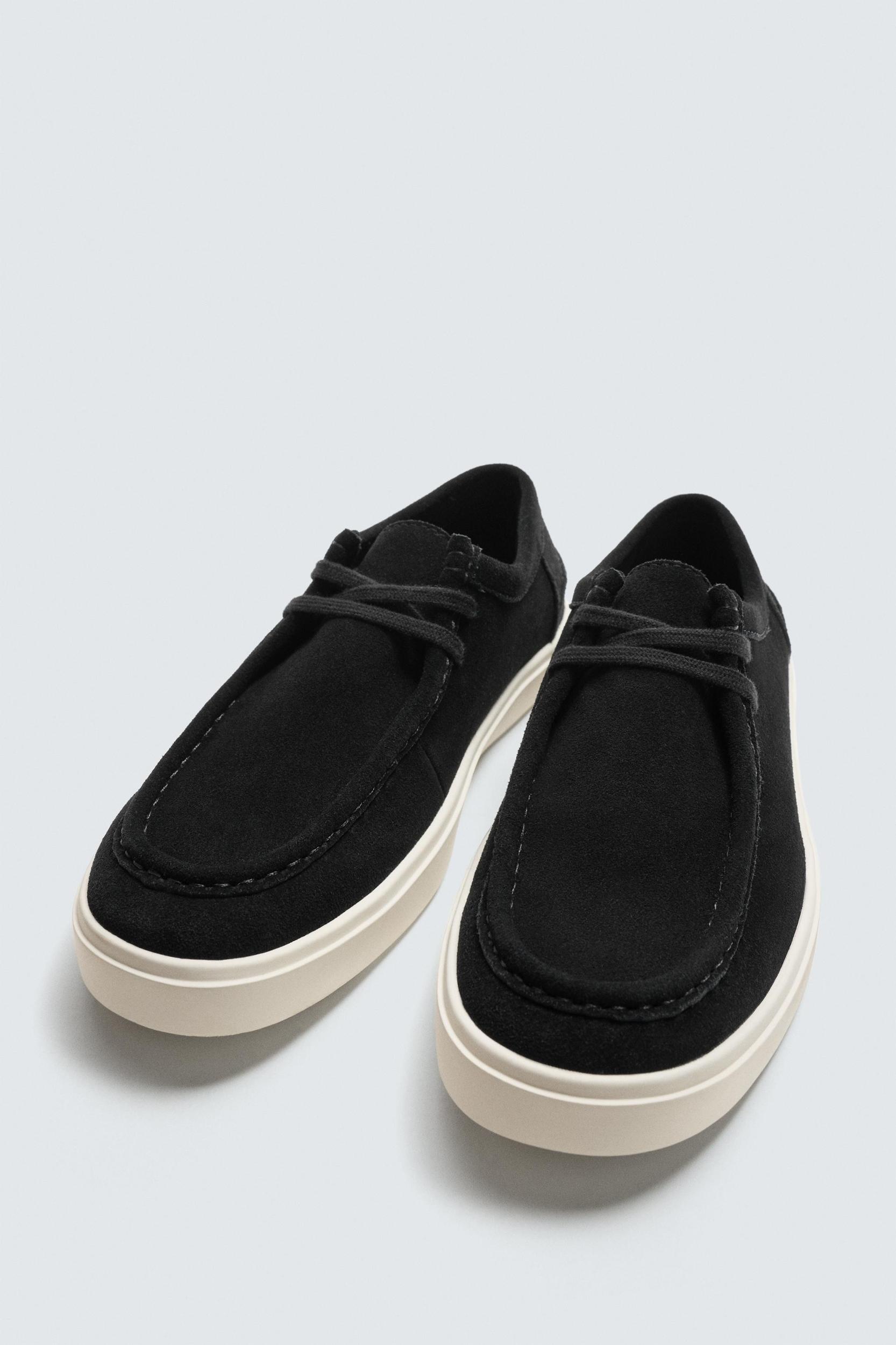 CASUAL LEATHER SHOES Product Image