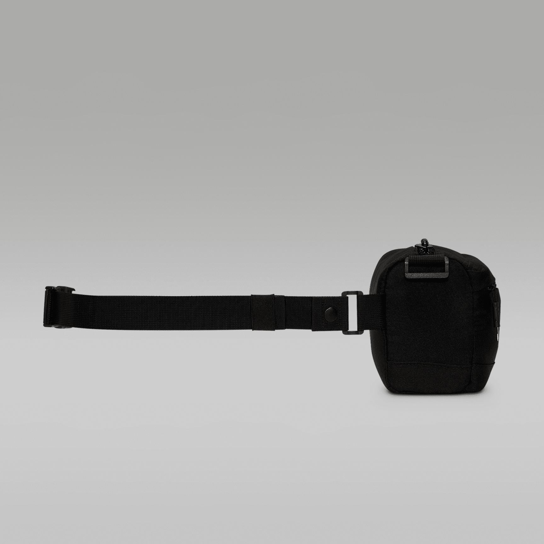 Mens Jordan Crossbody Bag (3.3L) | SM9031-023 Product Image