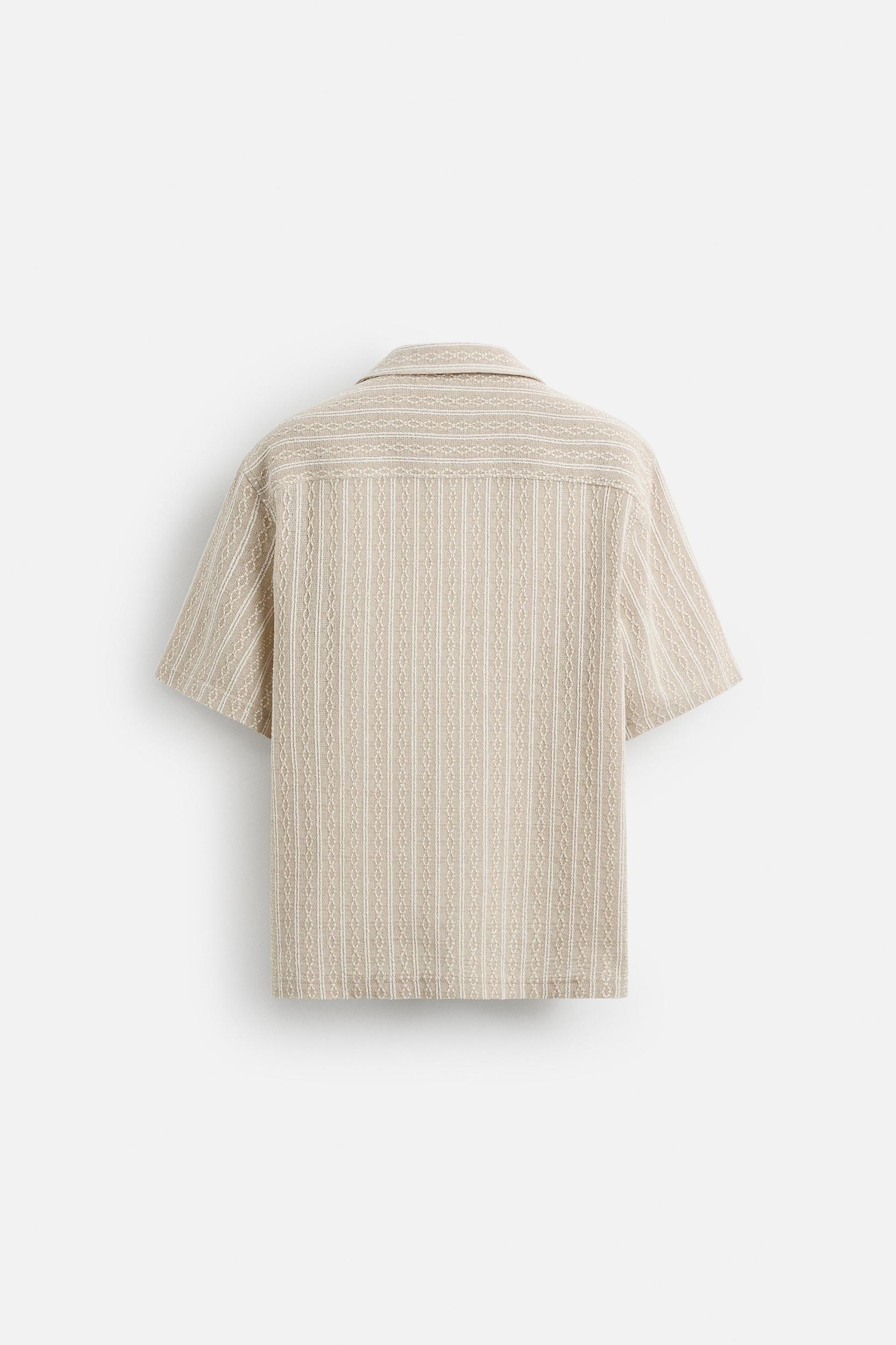 GEOMETRIC JACQUARD SHIRT Product Image