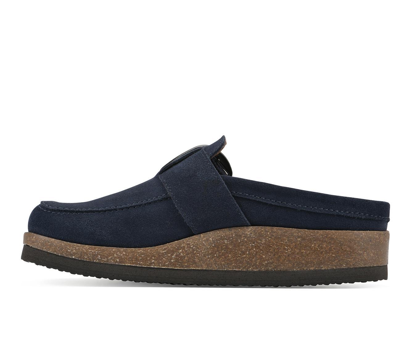 Women's White Mountain Bueno Clogs Product Image