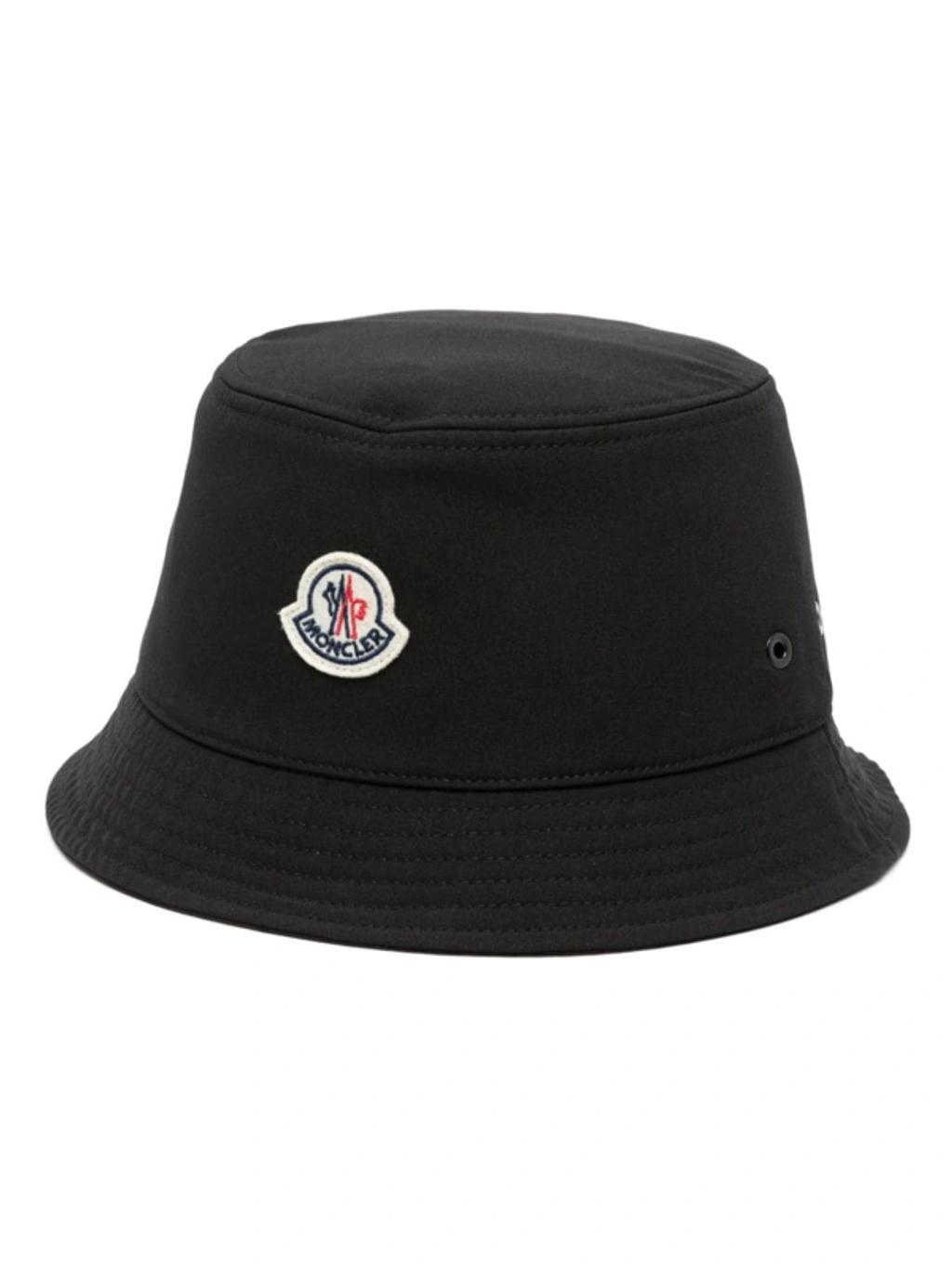 MONCLER Logo Patch Bucket Hat In Black Product Image