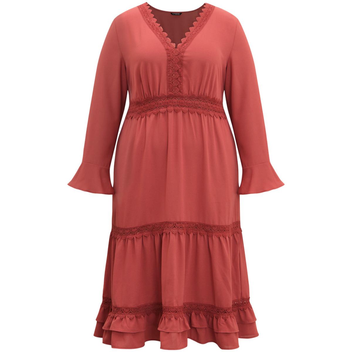 Plus Size Contrast Lace Bell Sleeve Layered Hem Dress Crimson Women Elegant Plain V-neck Long Sleeve Curvy Midi Dress BloomChic 18-20/2X Product Image
