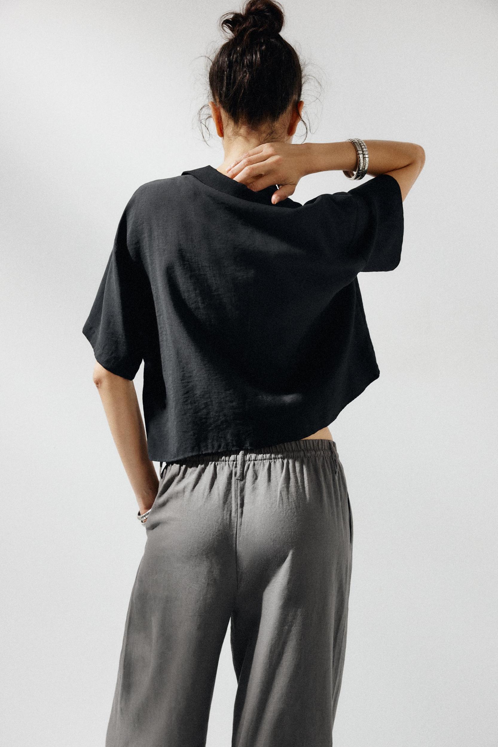 FLOWY POCKET SHIRT Product Image