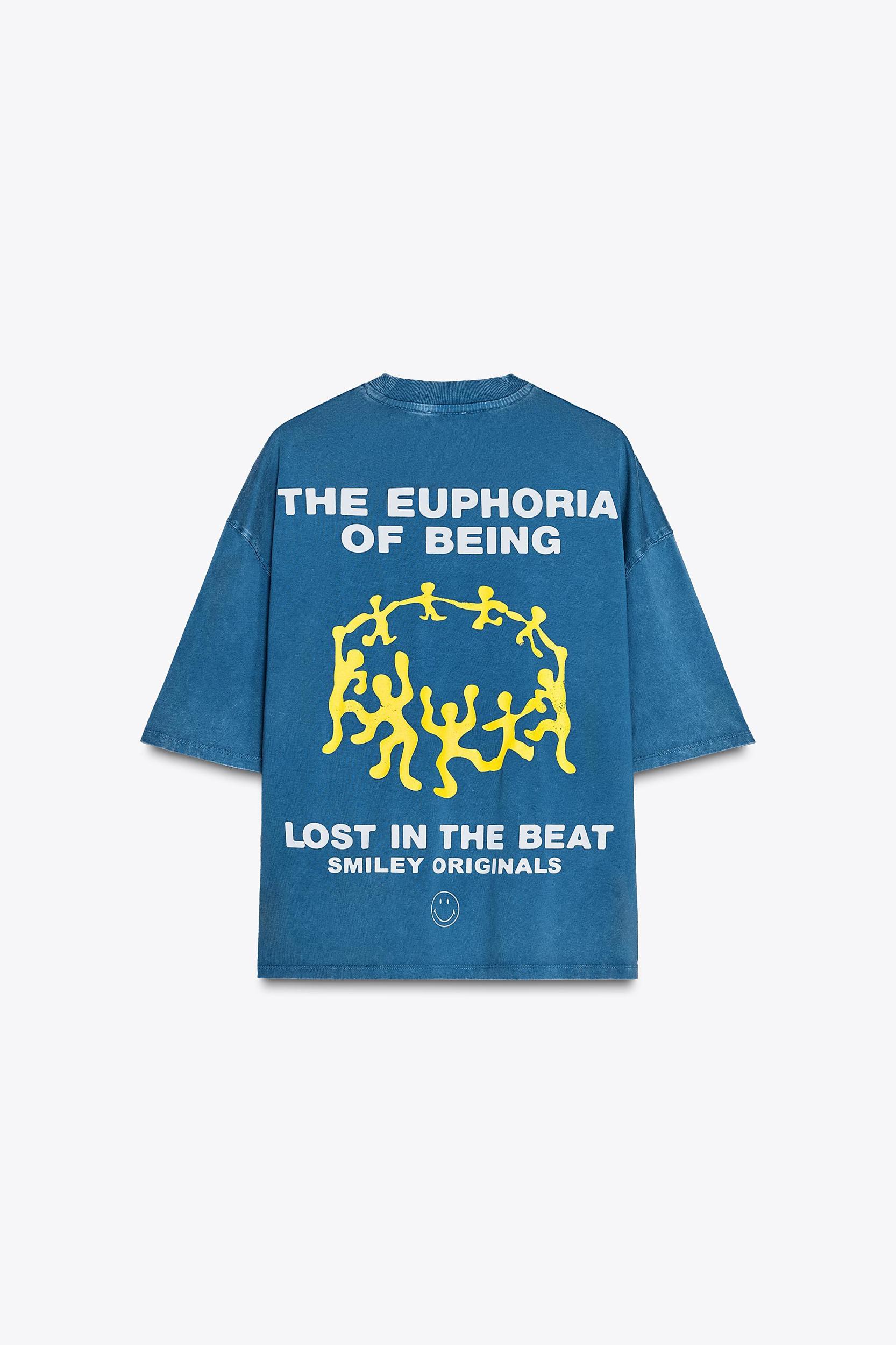 WASHED EFFECT SMILEY ® T-SHIRT Product Image