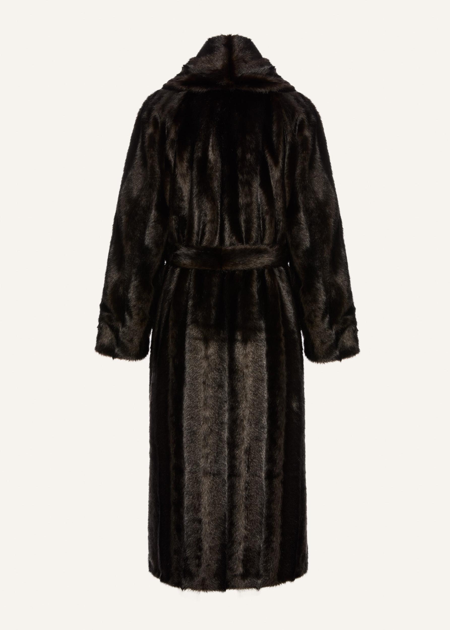 Belted faux fur coat in brown Product Image
