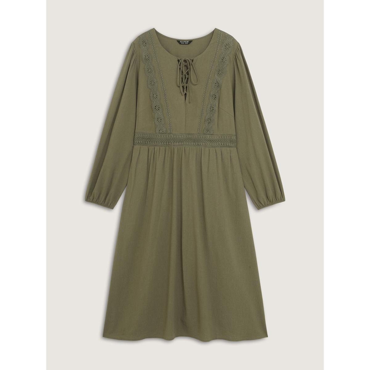 Plus Size Lace Trim Shirred Back Pockets Midi Dress Moss Women Timeless V-neck Long Sleeve Curvy BloomChic 14-16/1X Product Image