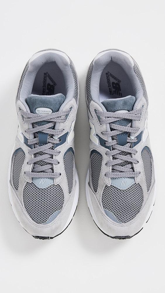 New Balance 2002R Unisex Sneakers Product Image