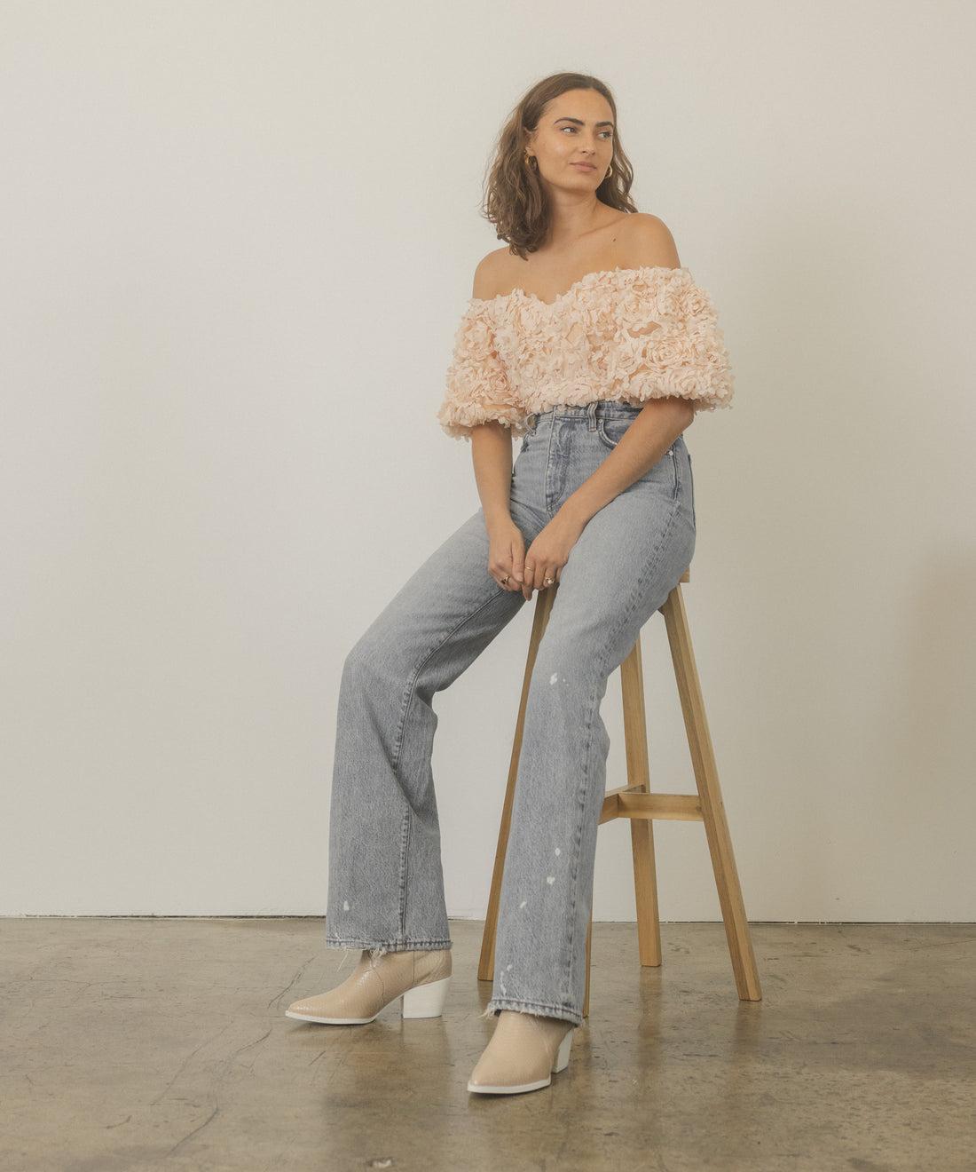 THE DAWN BOOTIE Product Image