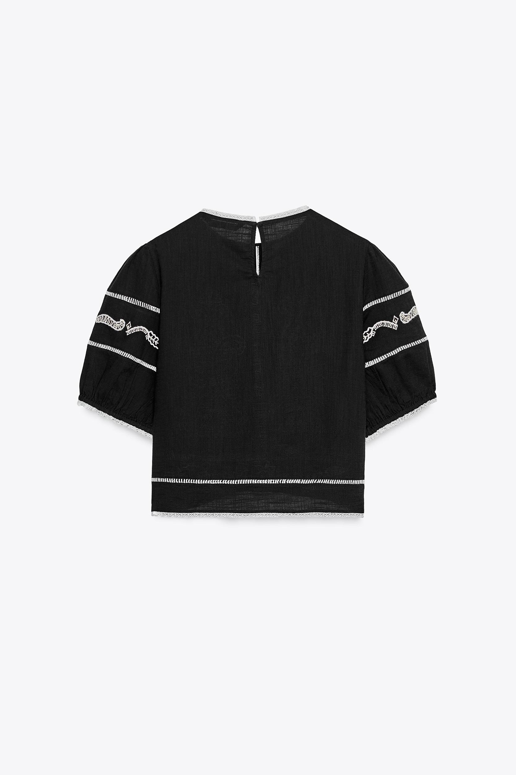 ZW COLLECTION CONTRAST EMBROIDERY BLOUSE Product Image