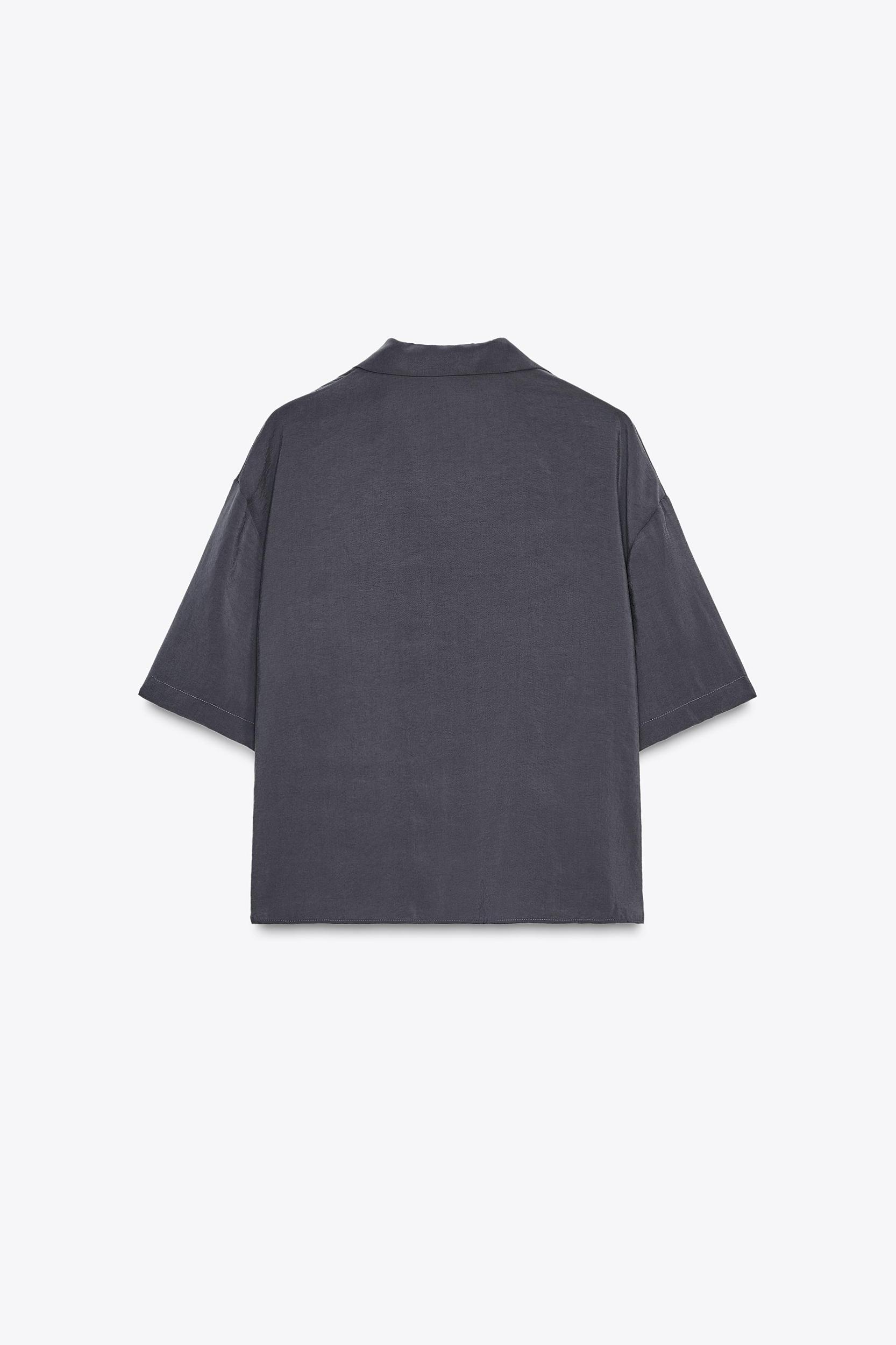 FLOWY SHORT SLEEVE SHIRT Product Image