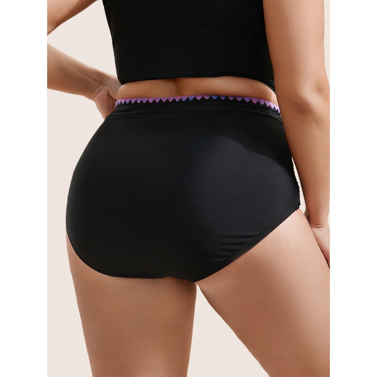 Plus Size Shell Stitch Ruched Skinny Swim Bottom Women's Swimwear Black Beach Embroidered High stretch Skinny High Rise Curve Swim Bottoms BloomChic 26/4X Product Image
