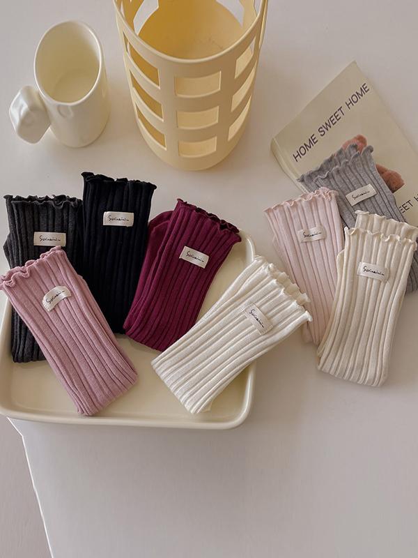 Pleated Wood Ear Lace Socks Product Image