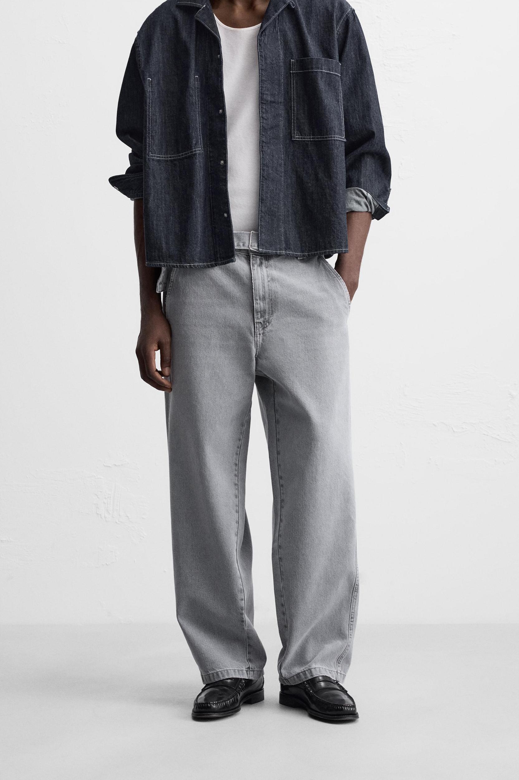 BELTED RELAXED FIT JEANS Product Image