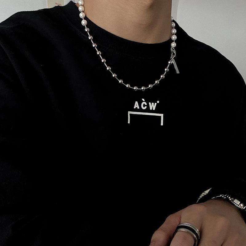 HALF PEARL NECKLACE Product Image