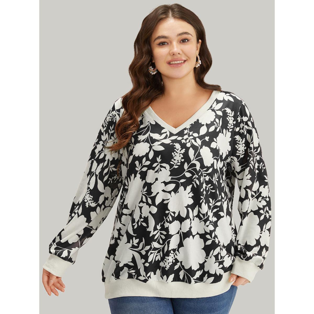 Plus Size Silhouette Floral Print Contrast Trim V Neck Sweatshirt Women BlackFlower Casual Elastic cuffs V-neck Dailywear Sweatshirts BloomChic 26/4X Product Image