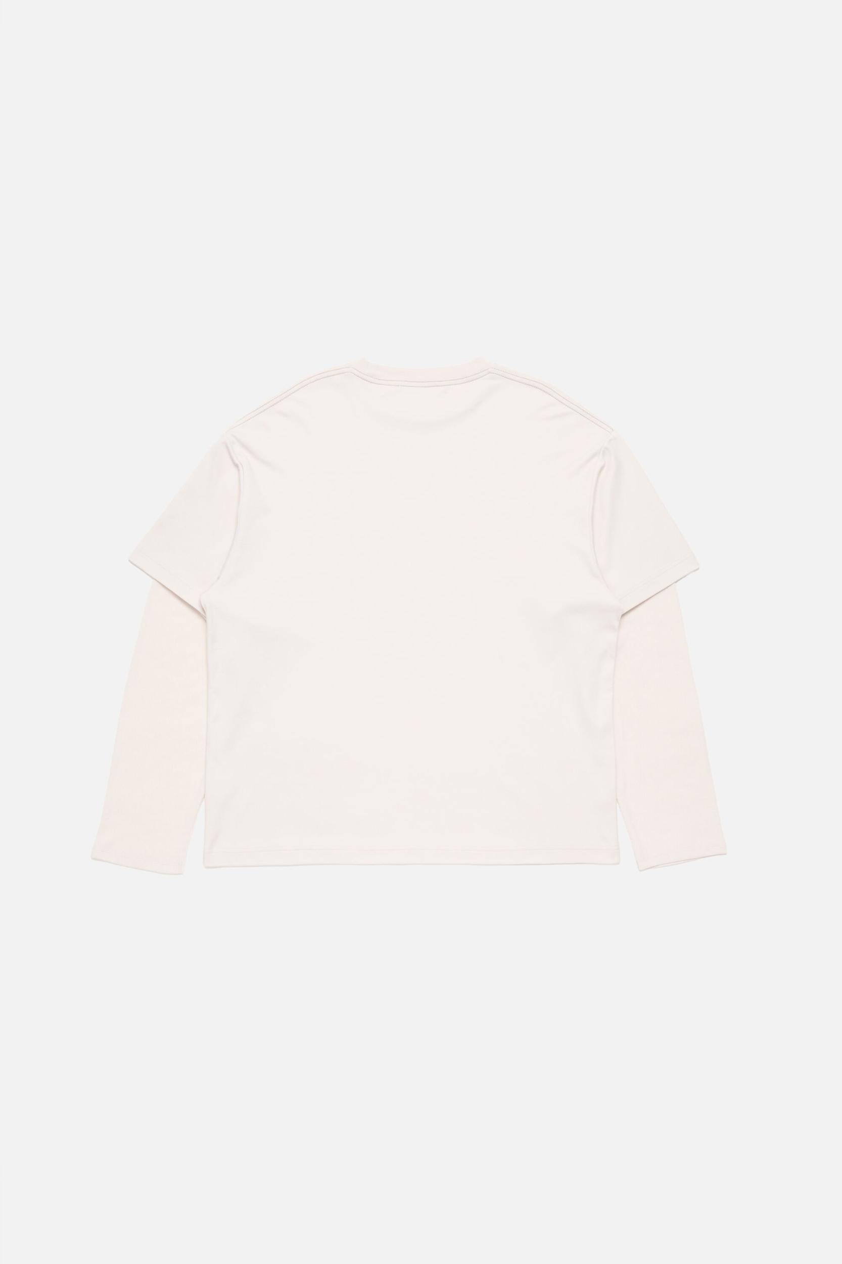 Layered graphic t-shirt Product Image