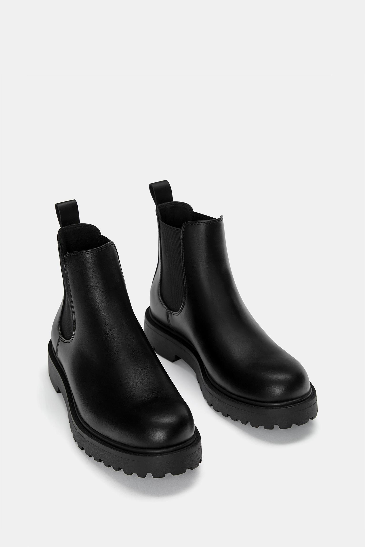 Chelsea boots Product Image