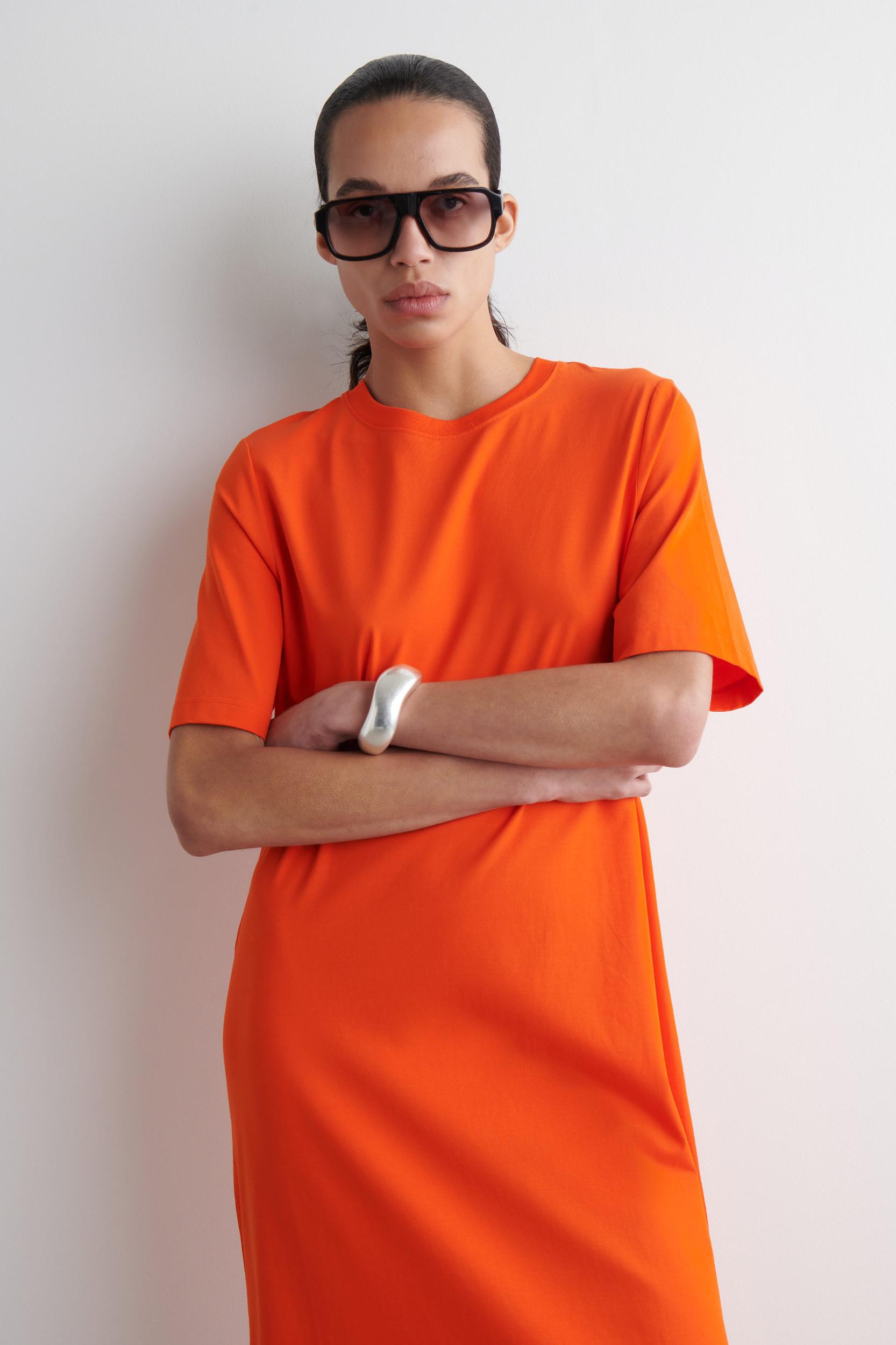 COTTON MIDI TSHIRT DRESS Product Image