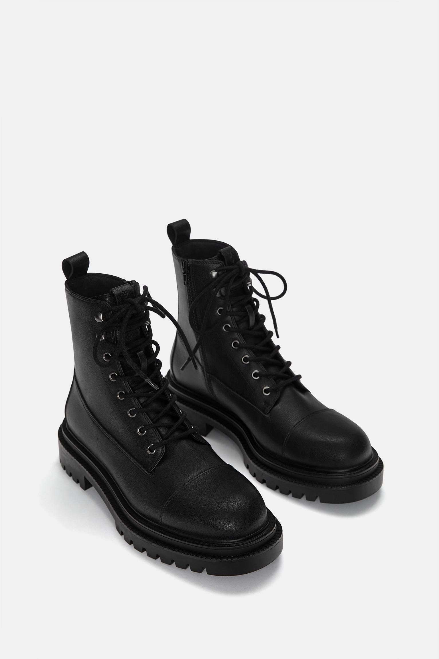 Lace-up boots Product Image