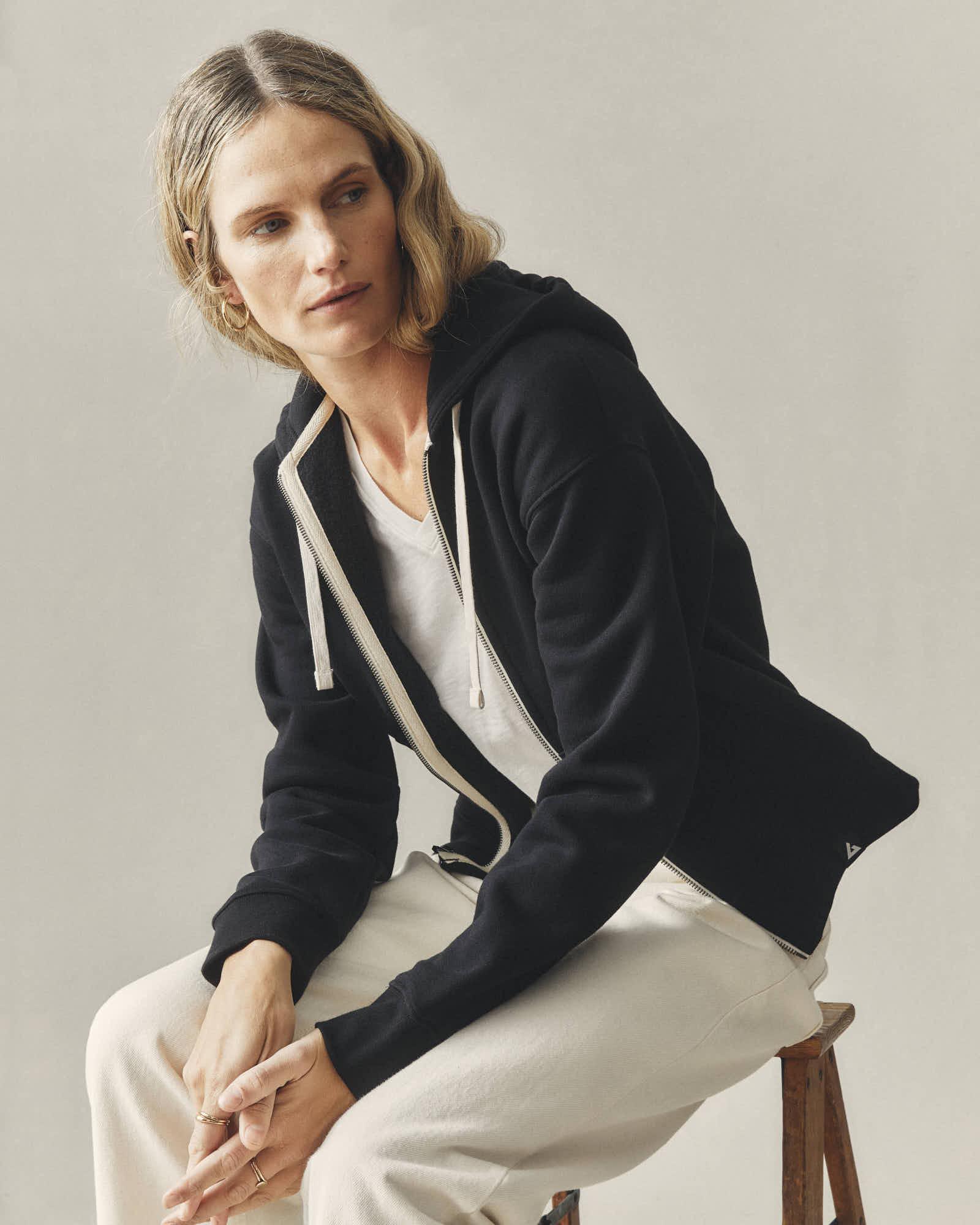 Women's Midweight Full Zip - Black Product Image