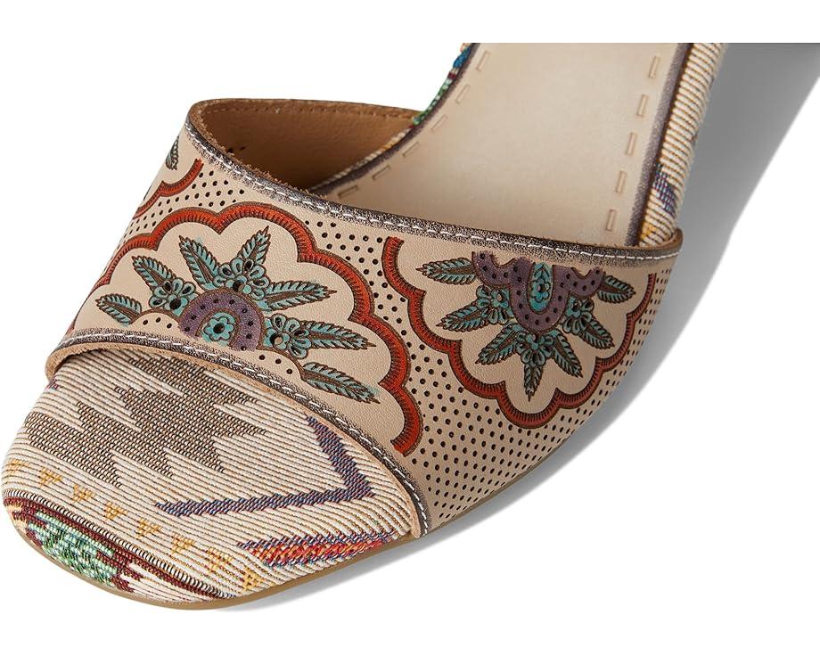 Women's L'Artiste by Spring Step Sassyclass Product Image