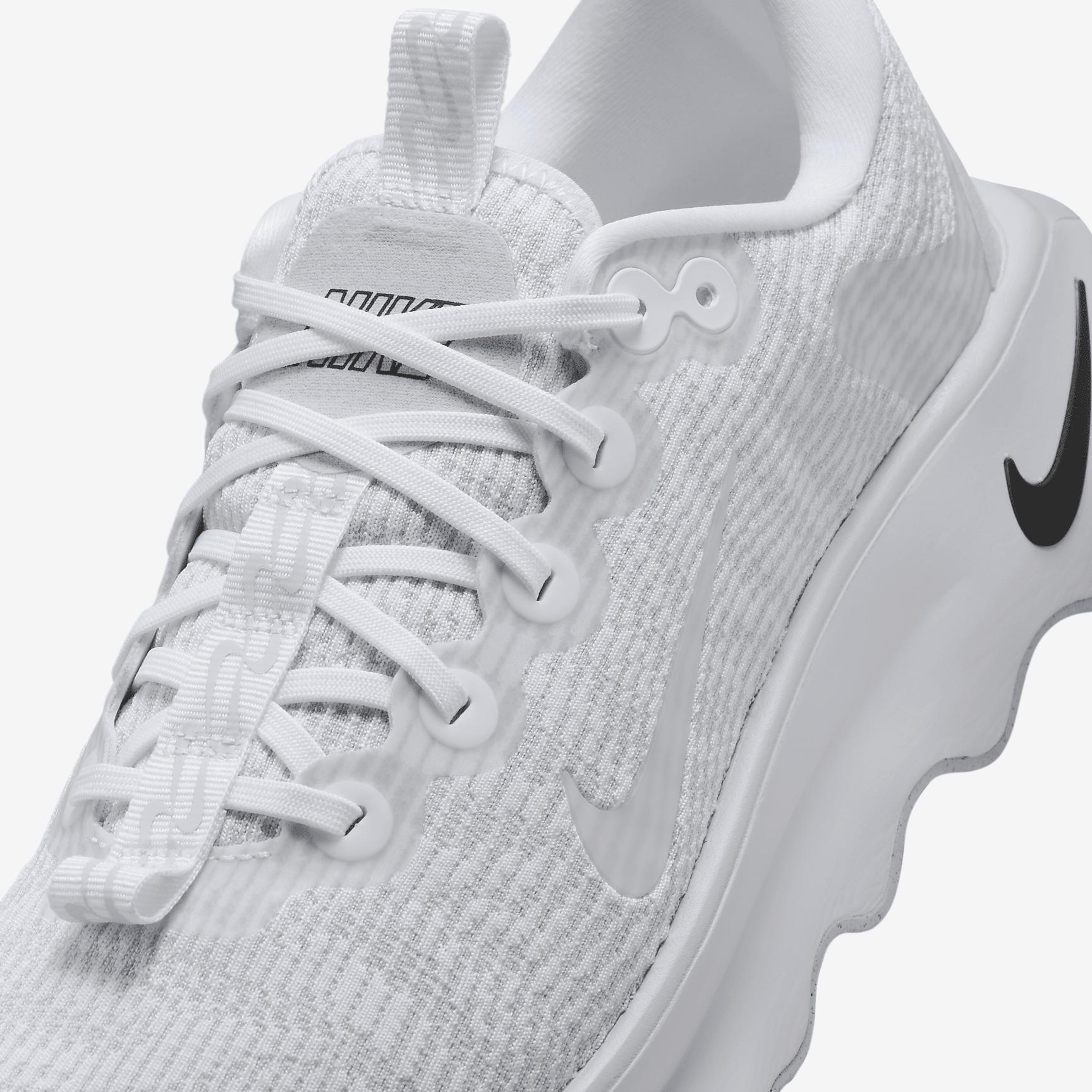 Nike Men's Motiva Walking Shoes Product Image