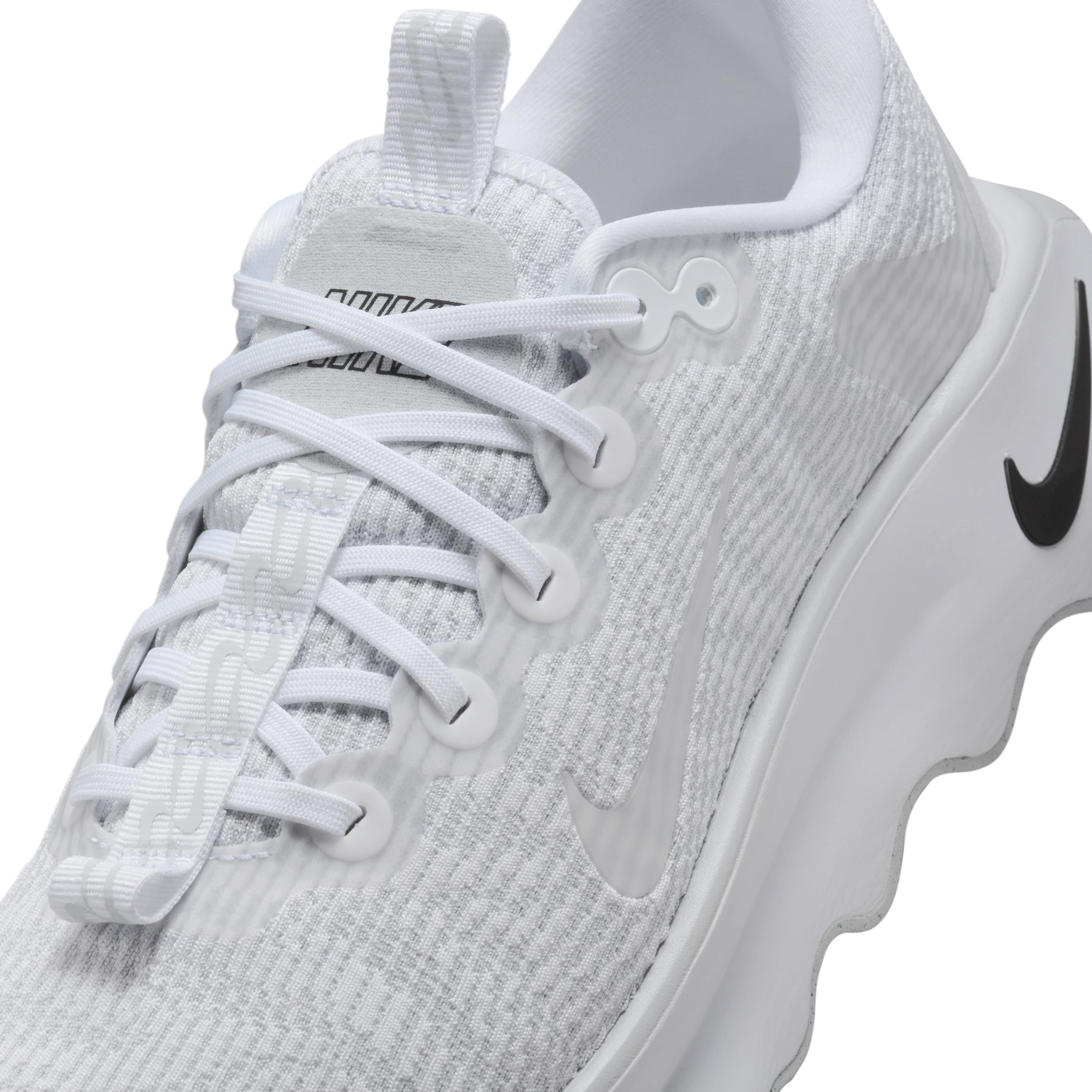 Nike Men's Motiva Walking Shoes Product Image