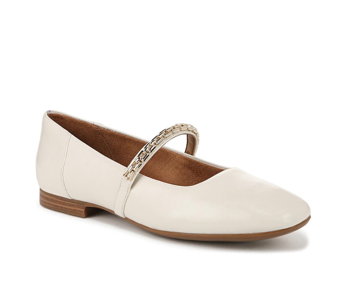 Women's Naturlizer Kelly Chain Flats Product Image