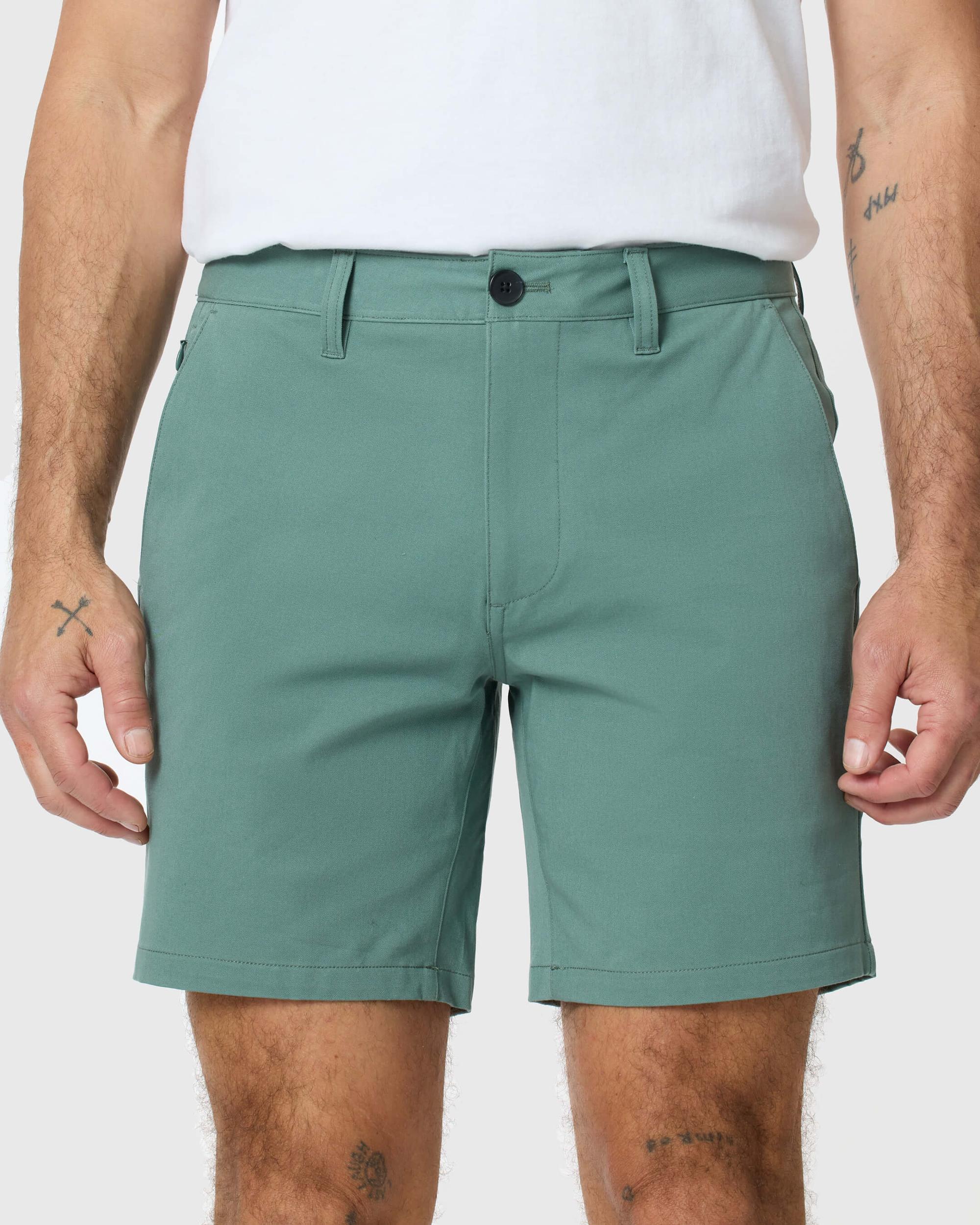 7" Moss Classic Twill Shorts Product Image