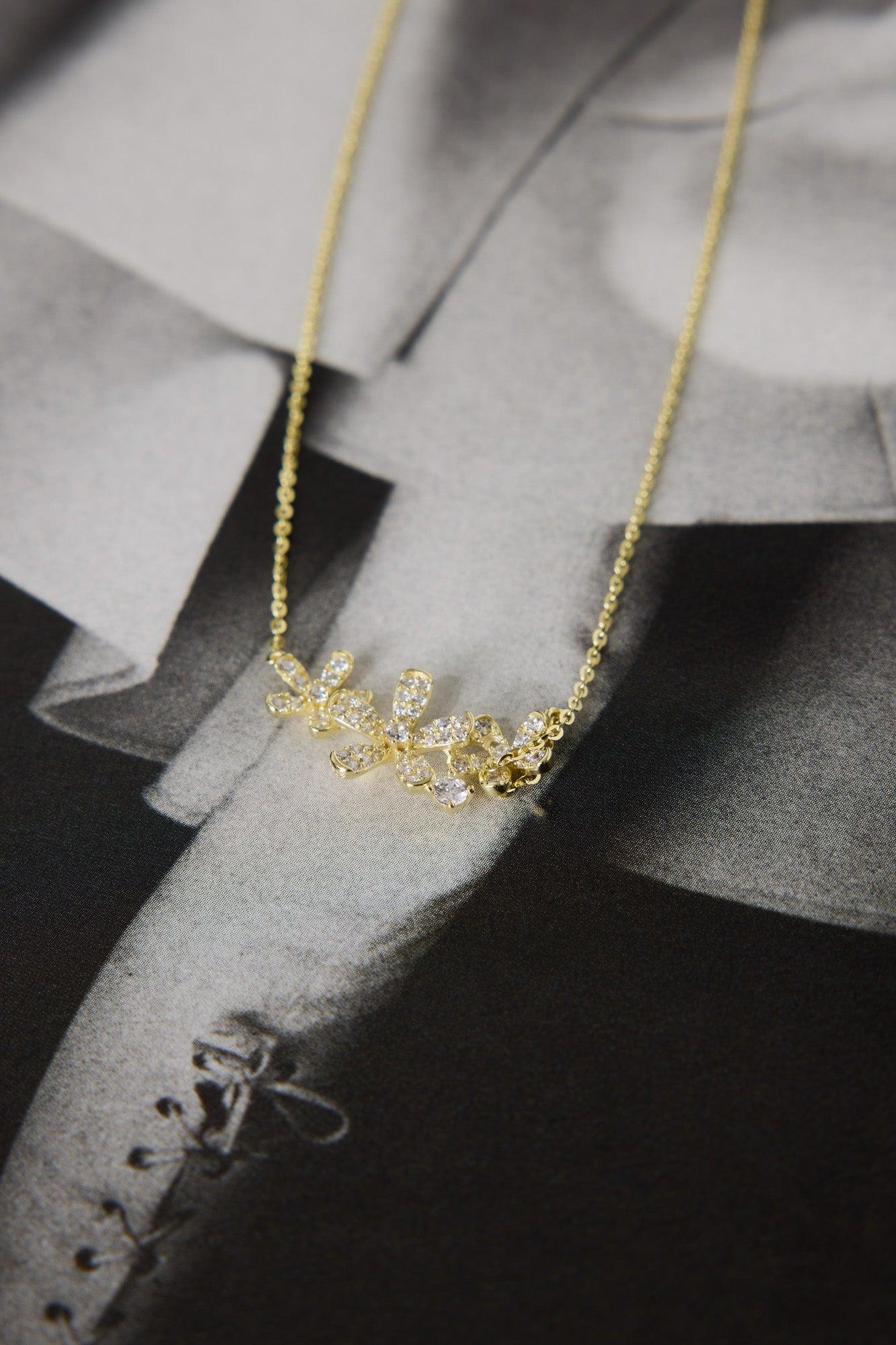 18k Gold Plated Golden Daisy Necklace Gold Product Image