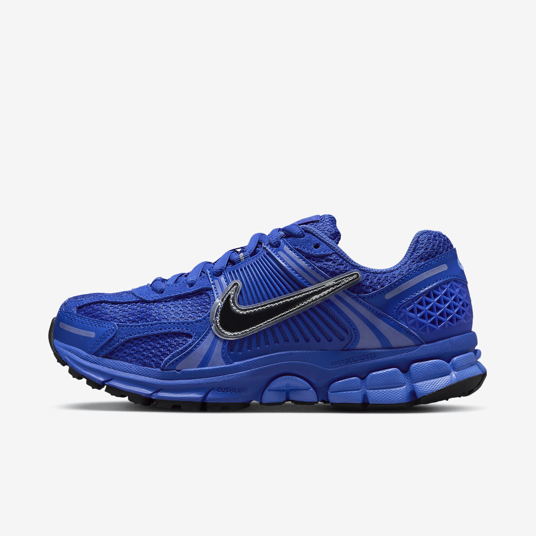 Nike Women's Zoom Vomero 5 Shoes Product Image