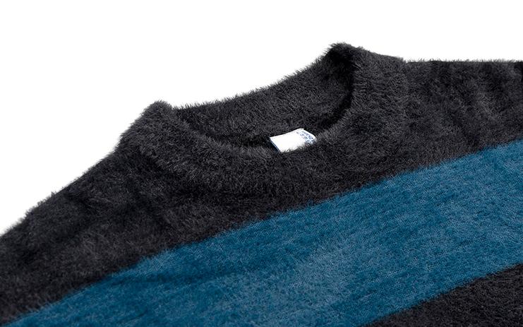 RT No. 3404 BLUE STRIPED KNITTED SWEATER Product Image