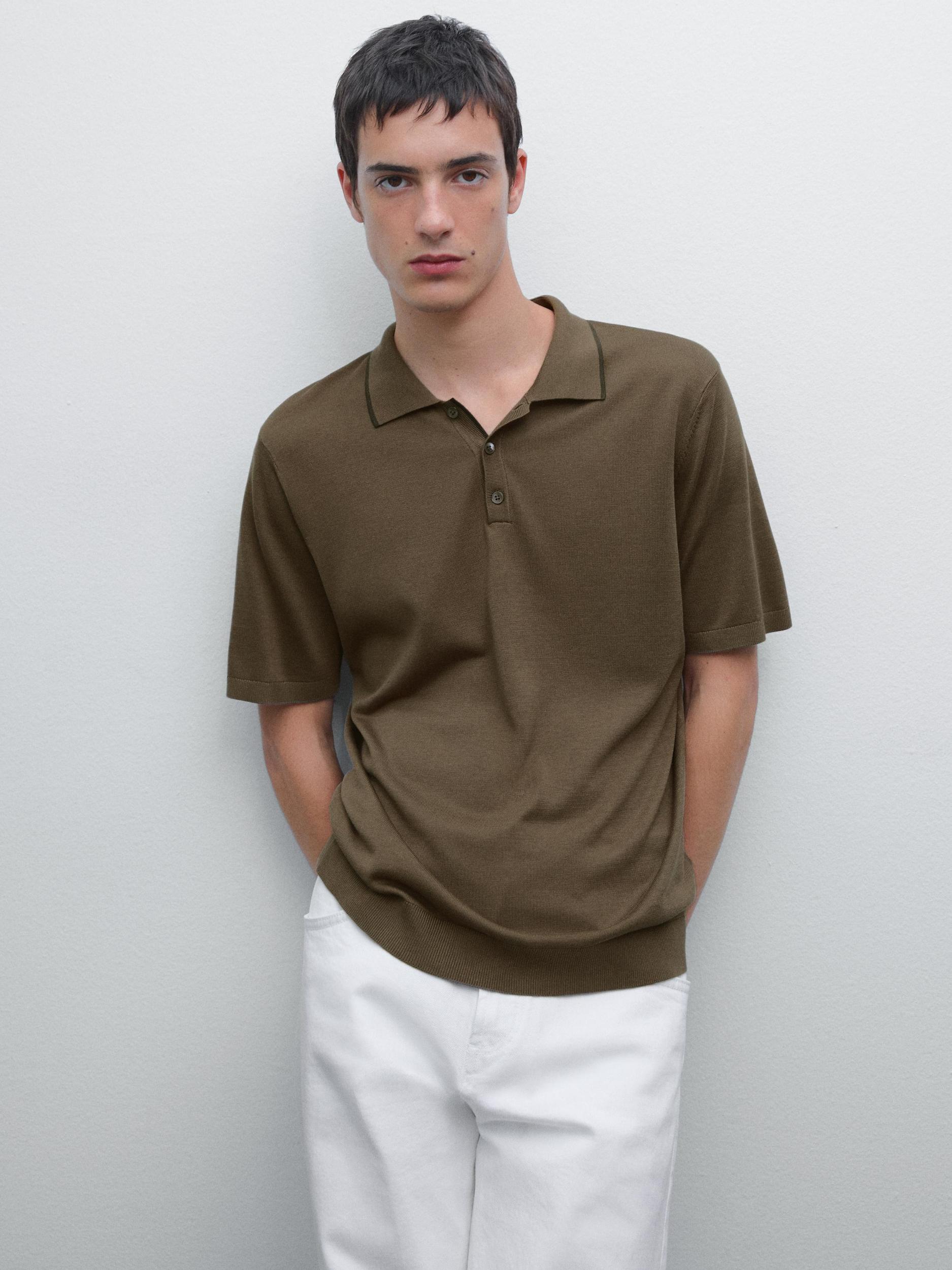 Knit polo shirt with coloured collar detail Product Image