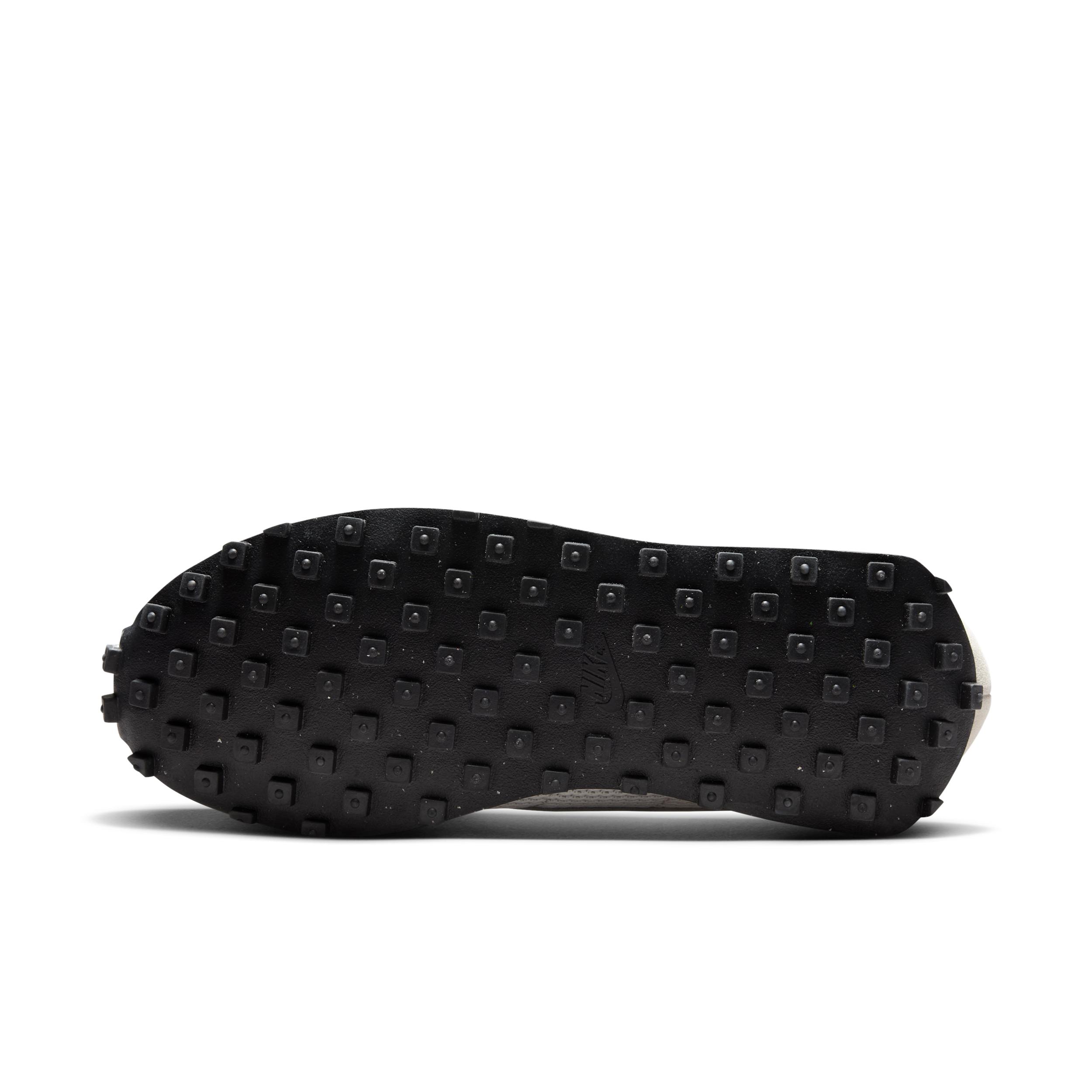 Nike Womens LD-00 Shoes | IH4484-133 Product Image