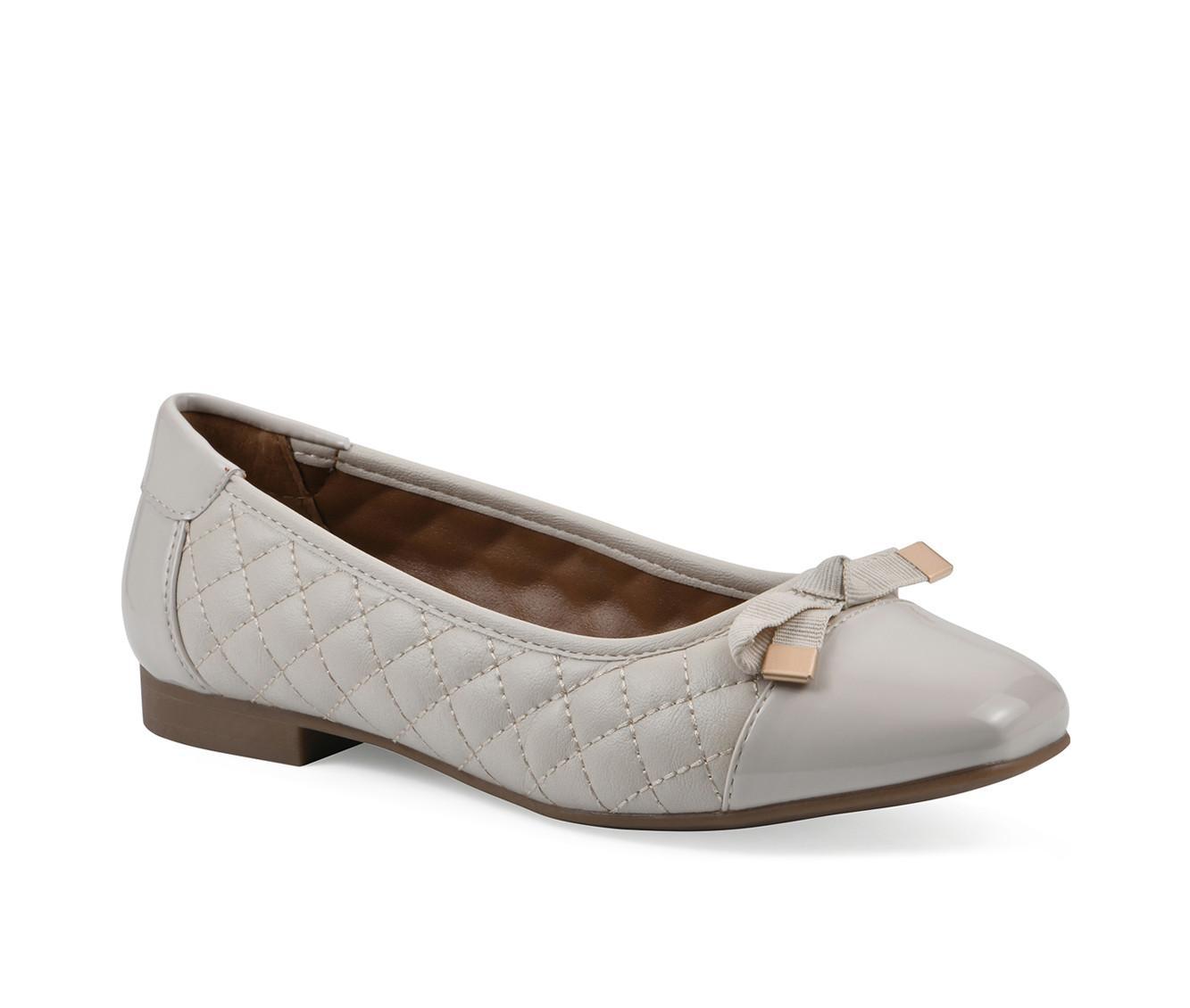 Women's White Mountain Bocah Flats Product Image