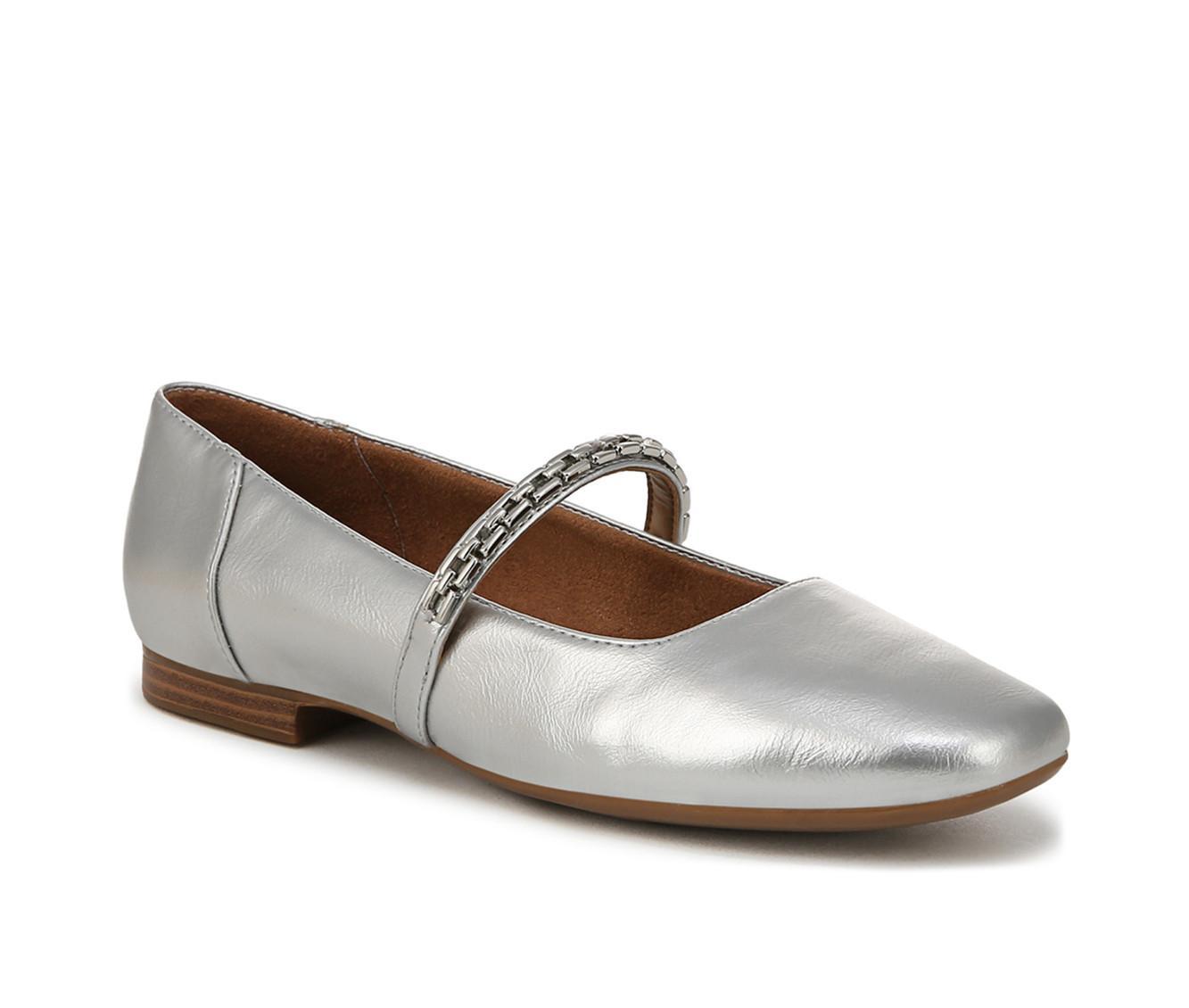 Women's Naturlizer Kelly Chain Flats Product Image