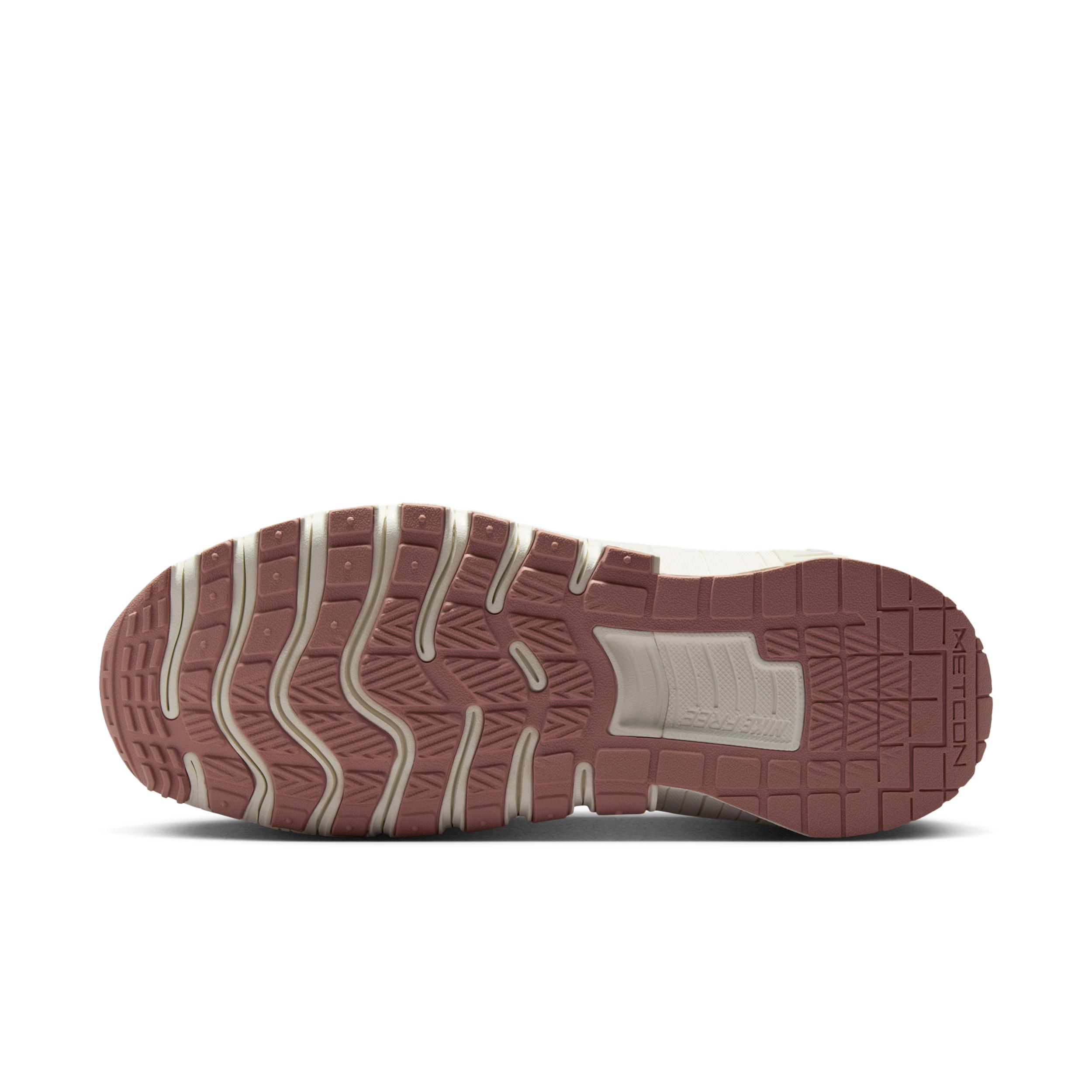 Nike Womens Free Metcon 6 Workout Shoes | FJ7126-011 Product Image