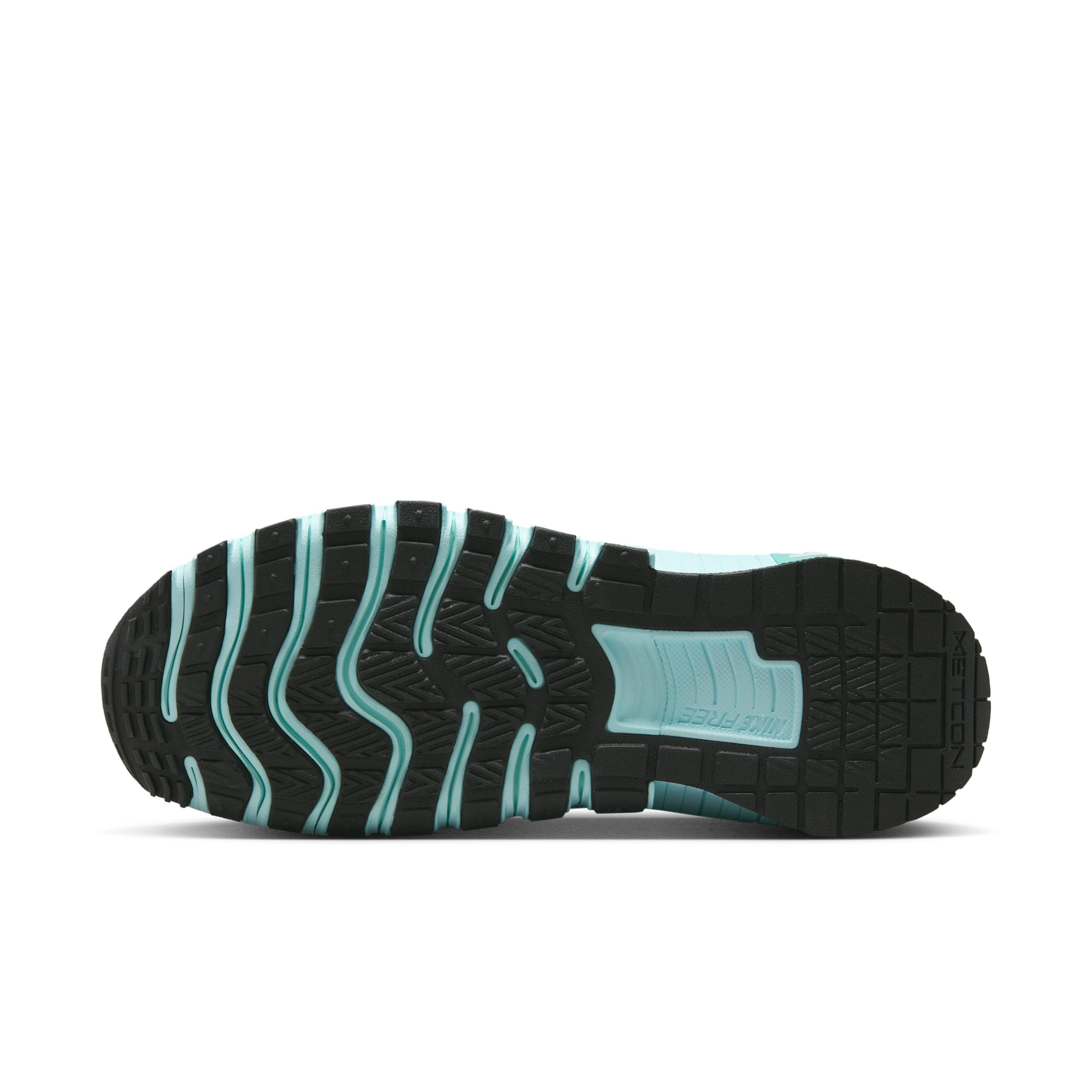 Nike Womens Free Metcon 6 Workout Shoes | FJ7126-301 Product Image