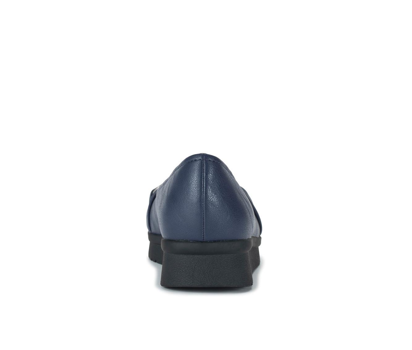 Women's Baretraps Aurora Flats Product Image