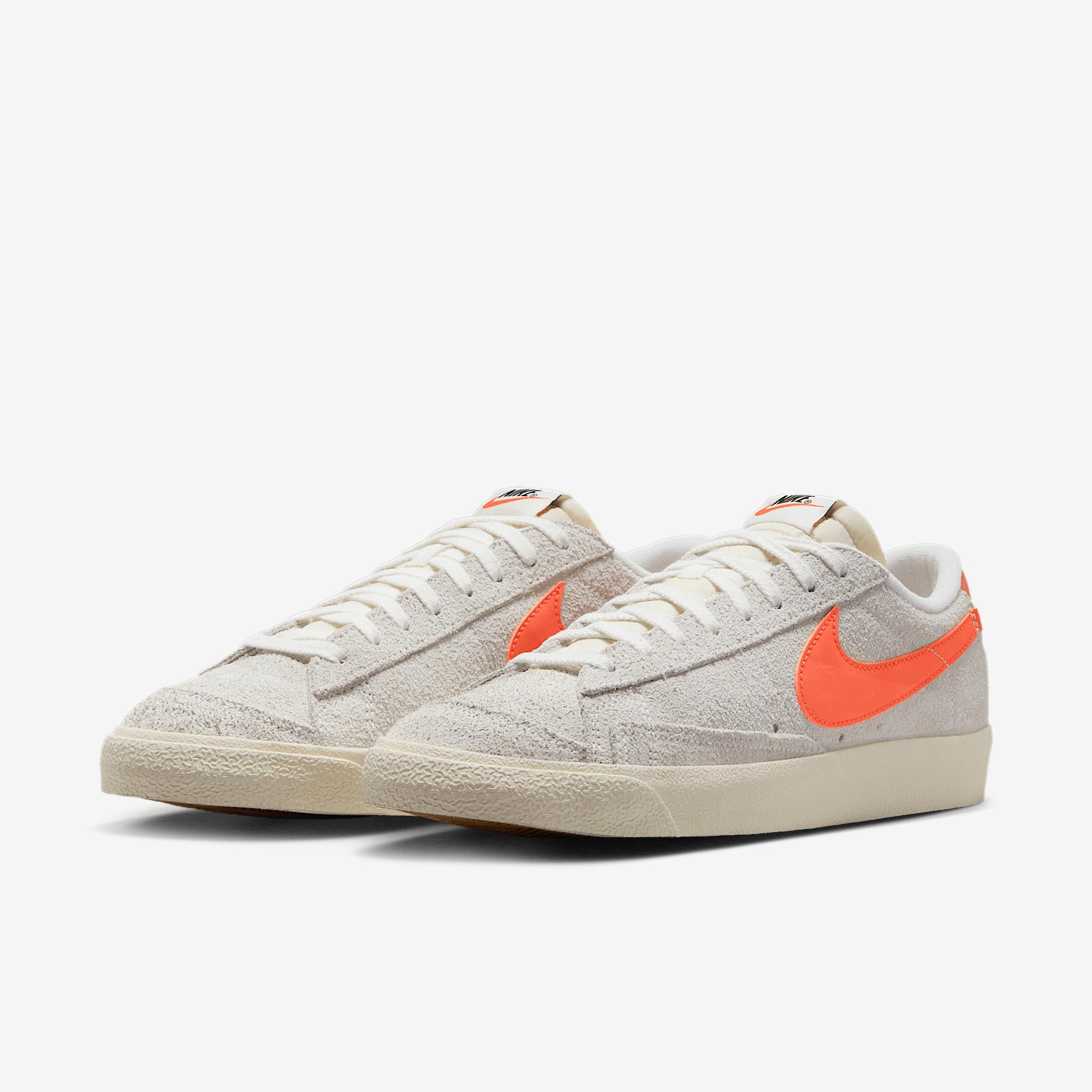 Nike Men's Blazer Low '77 Premium Shoes Product Image