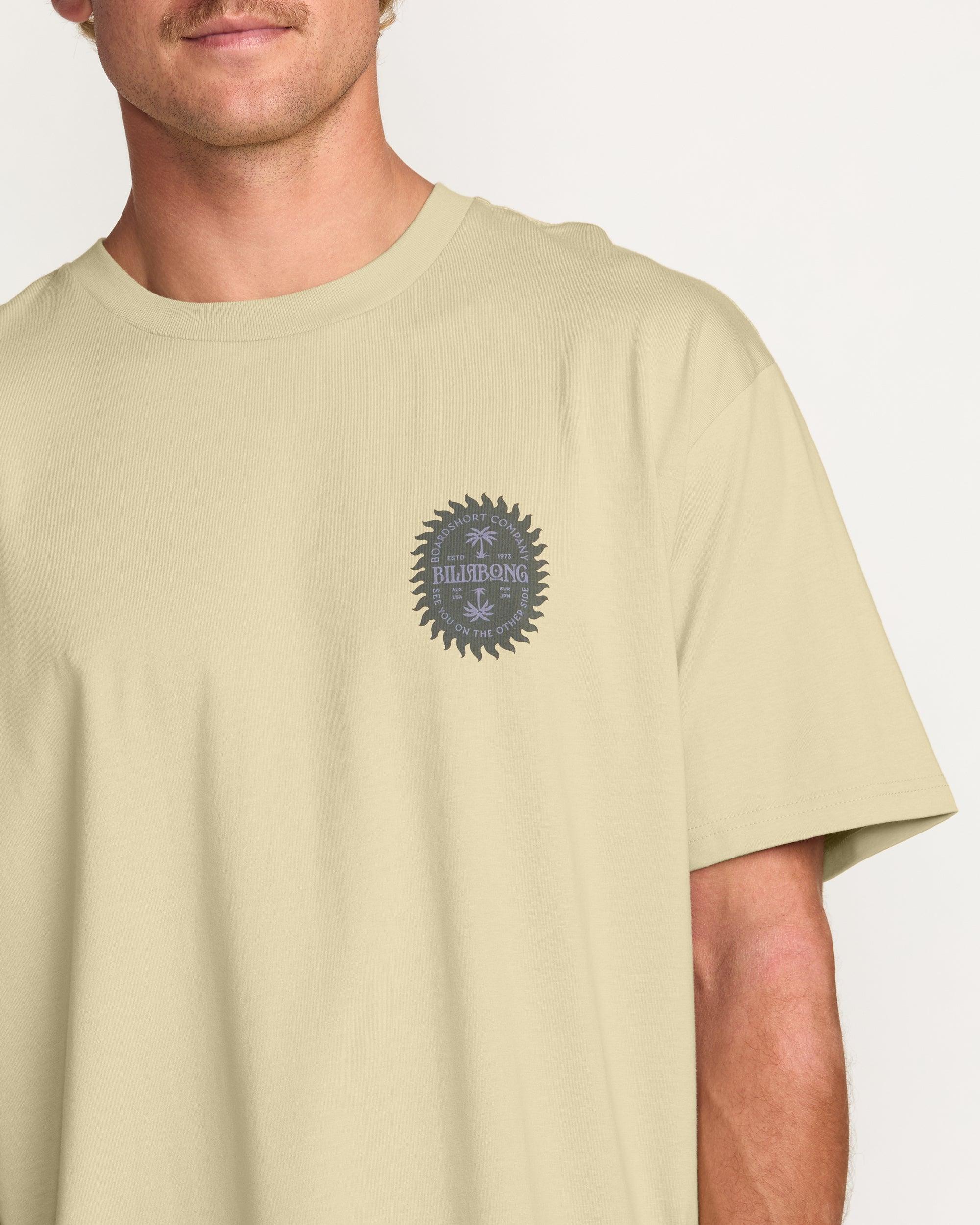 Sun Rays Regular Tee - Desert Male Product Image