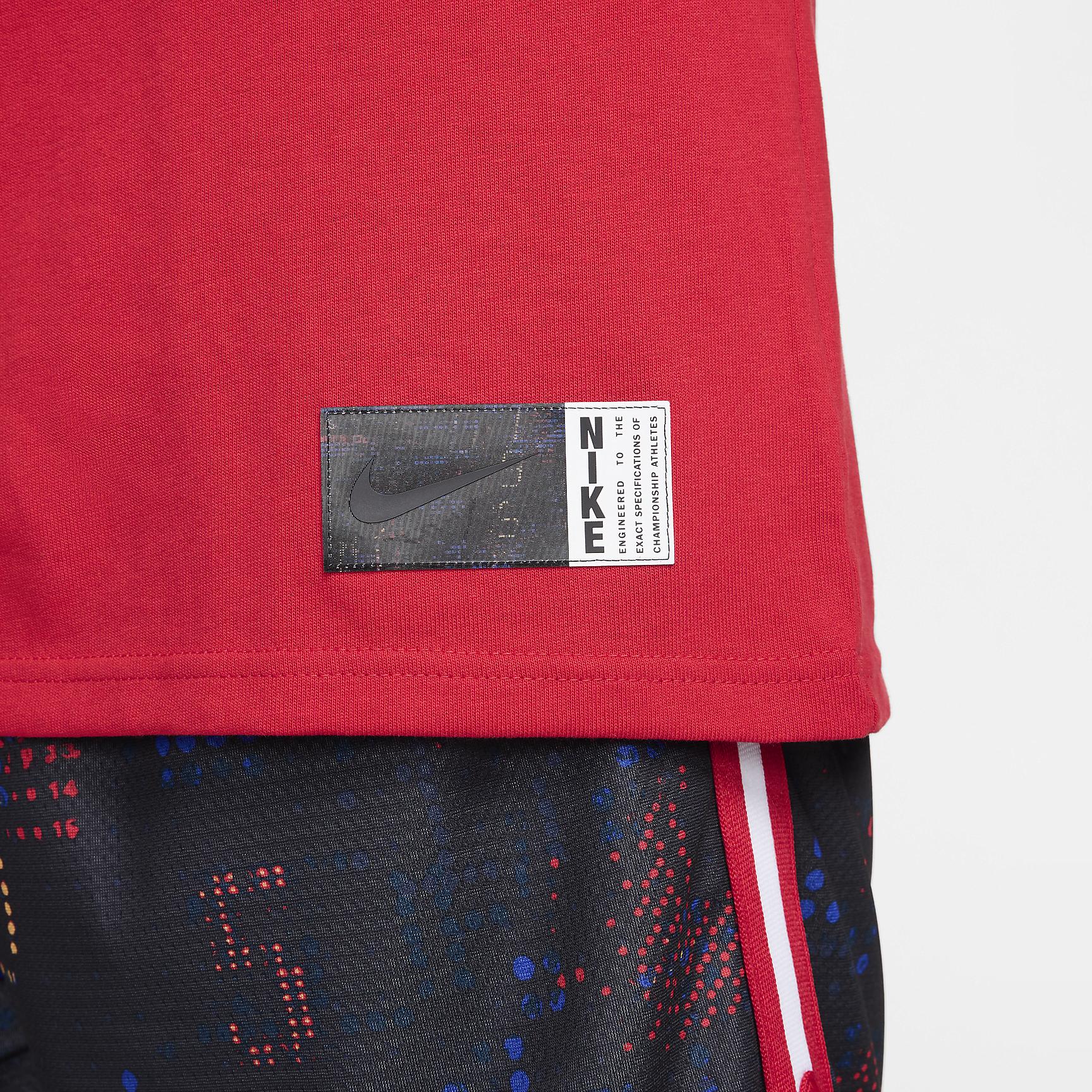 Nike Men's Max90 Basketball T-Shirt Product Image