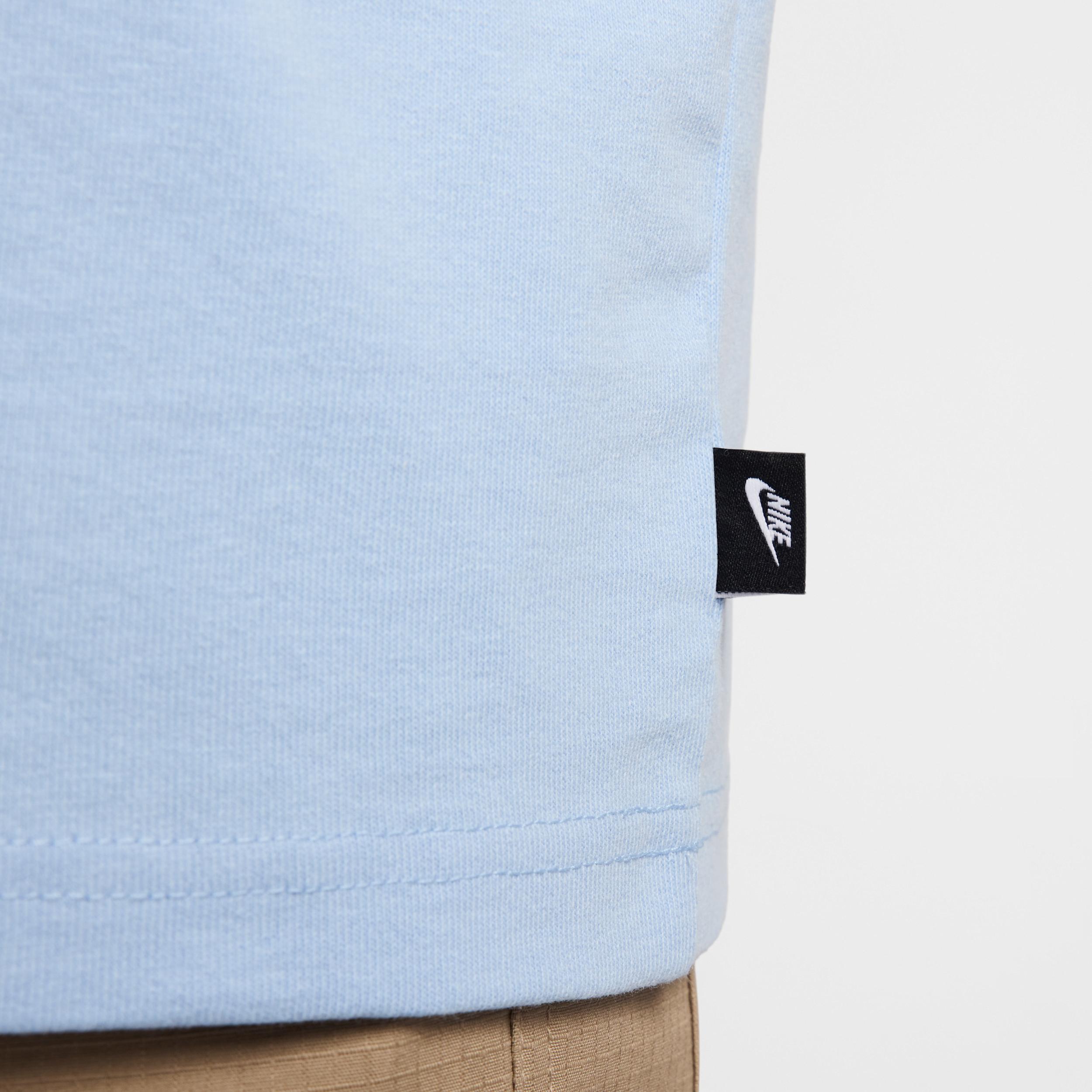 Men's Nike Sportswear Premium Essentials Long-Sleeve T-Shirt Product Image